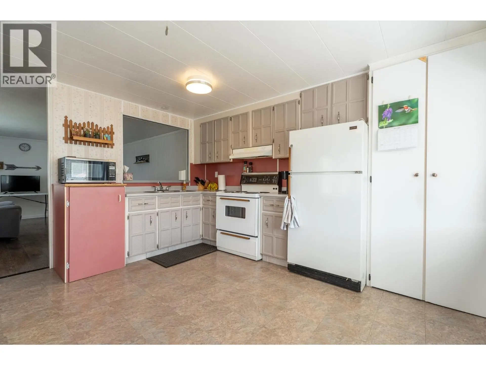 #10 8680 CASTLE ROAD - Image 5