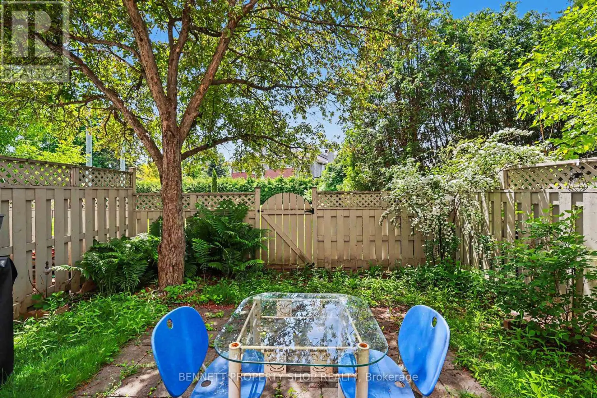 #61 3205 UPLANDS DRIVE - Image 18
