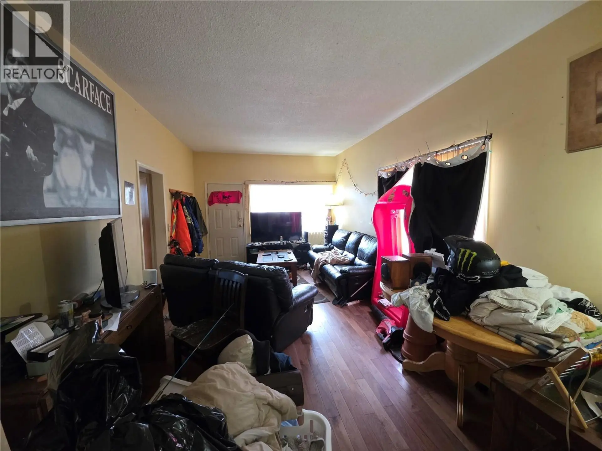 1290 Nelson Avenue - Image 4