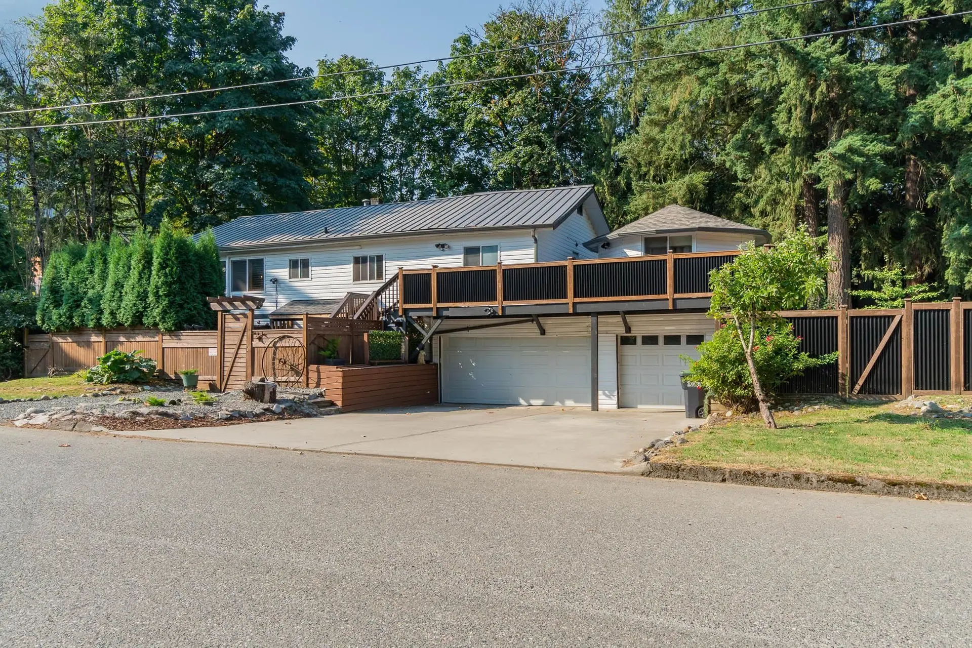 Property at 695 Hudson Bay Street, Hope, BC