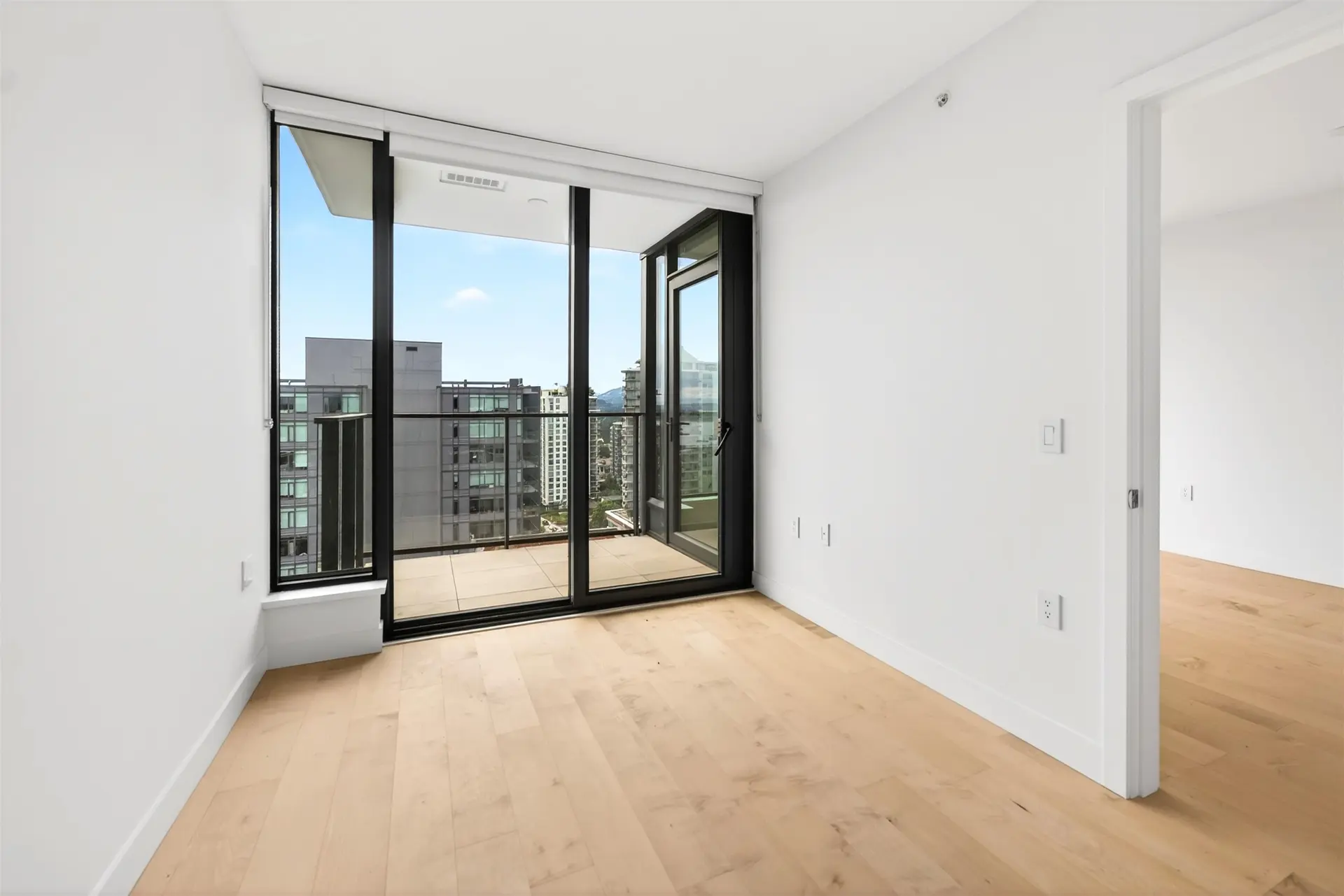 #1304 135 E 13th Street - Image 14