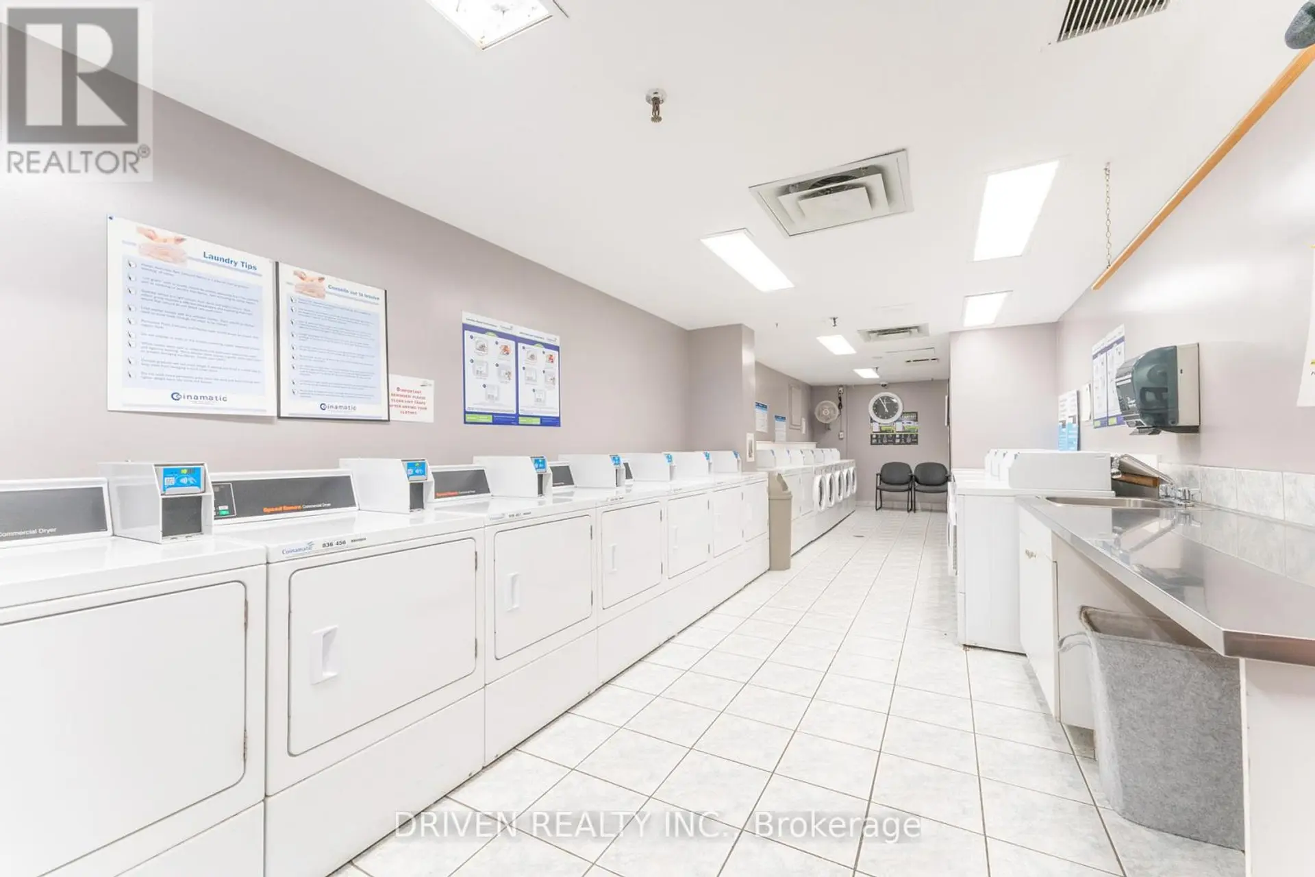 #404 158 A MCARTHUR AVENUE - Image 17