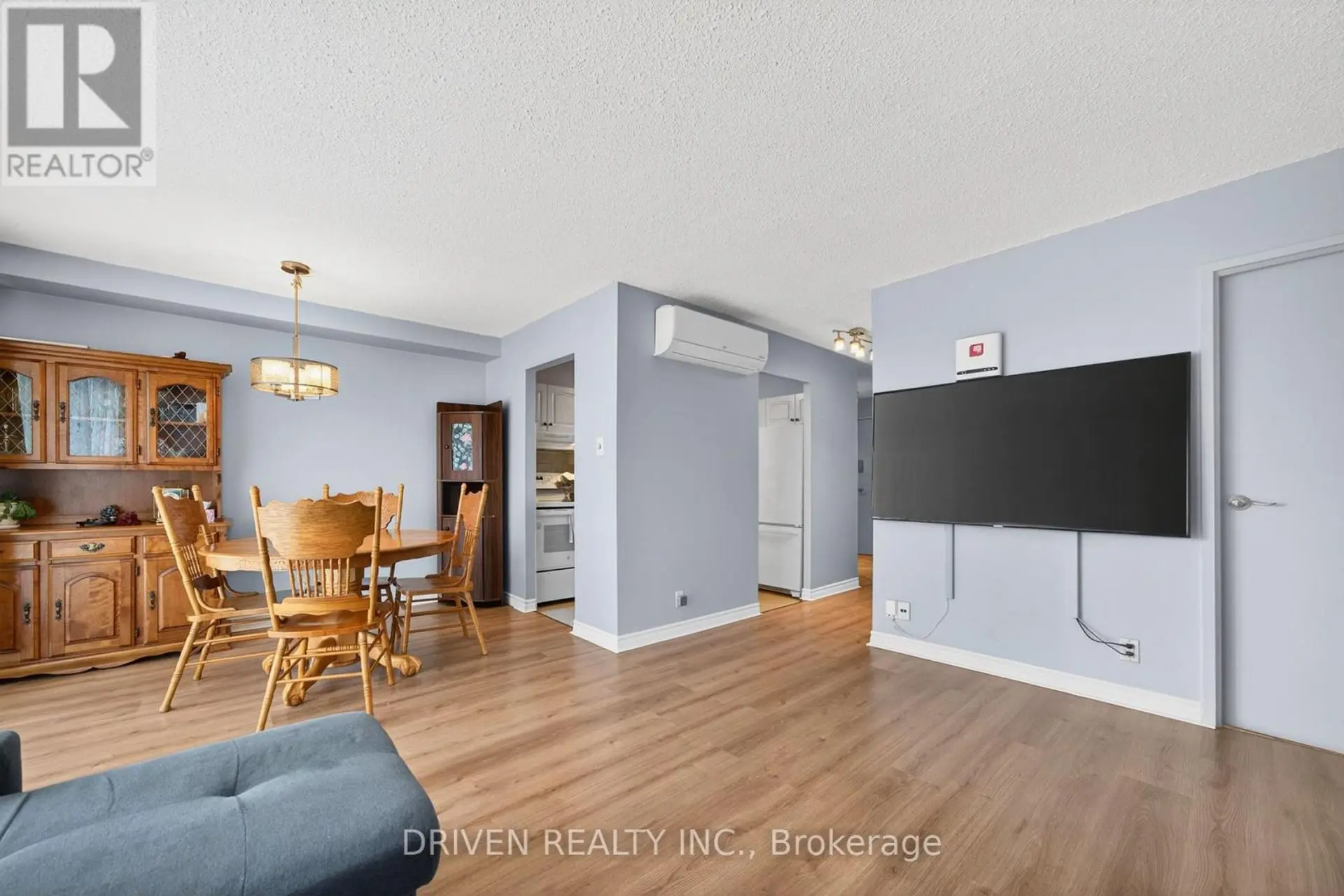 #404 158 A MCARTHUR AVENUE - Image 5