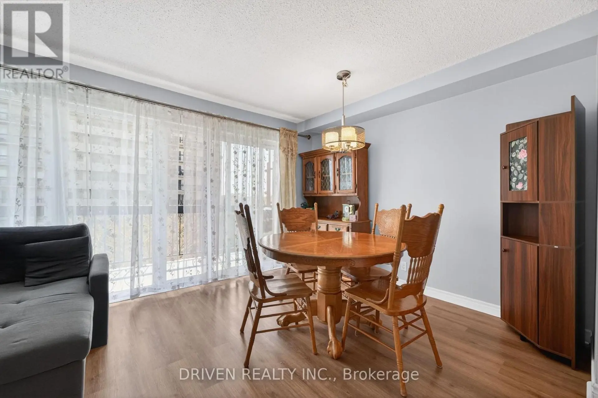 #404 158 A MCARTHUR AVENUE - Image 7