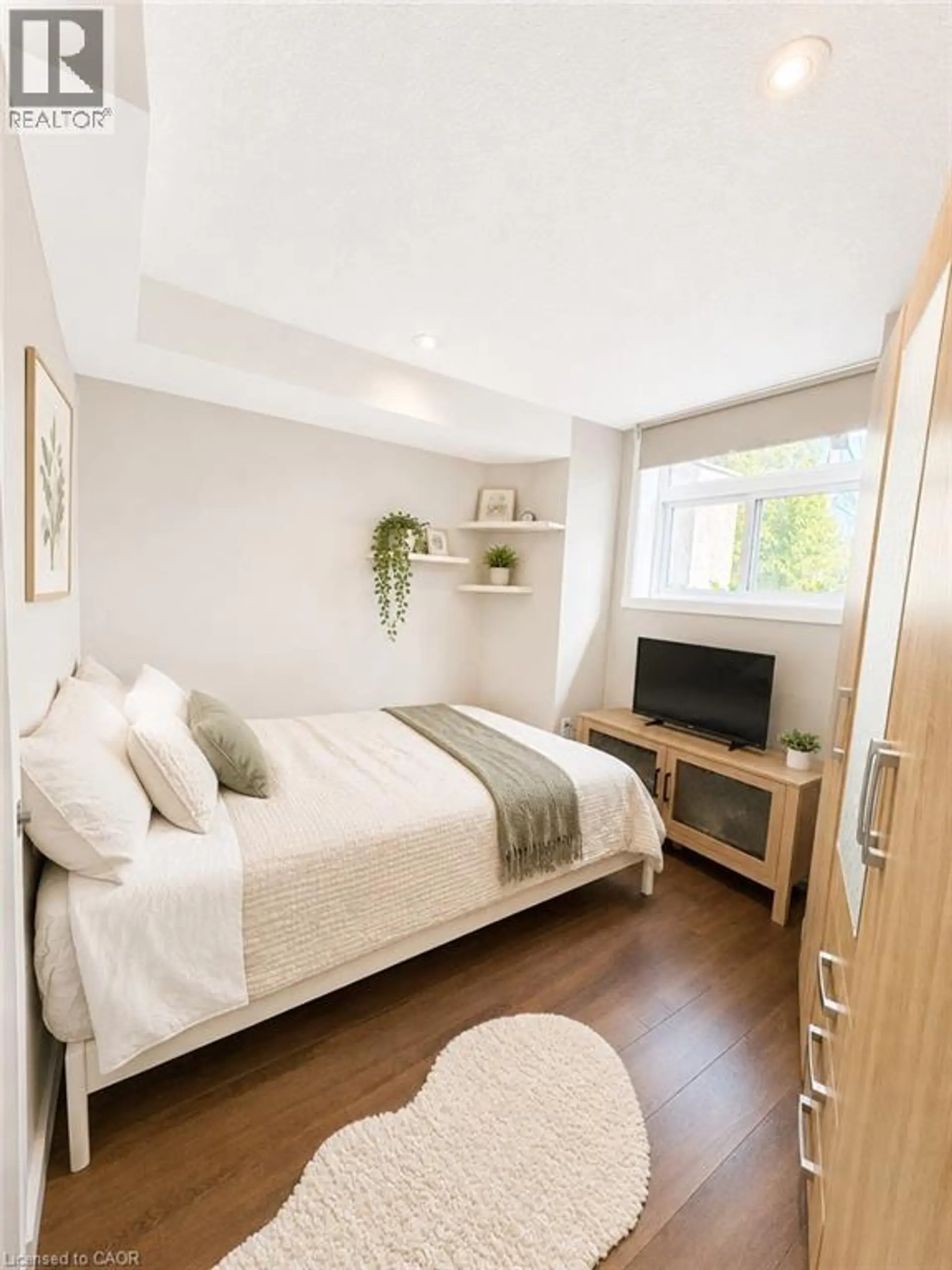 #A 489 EAST Avenue - Image 7