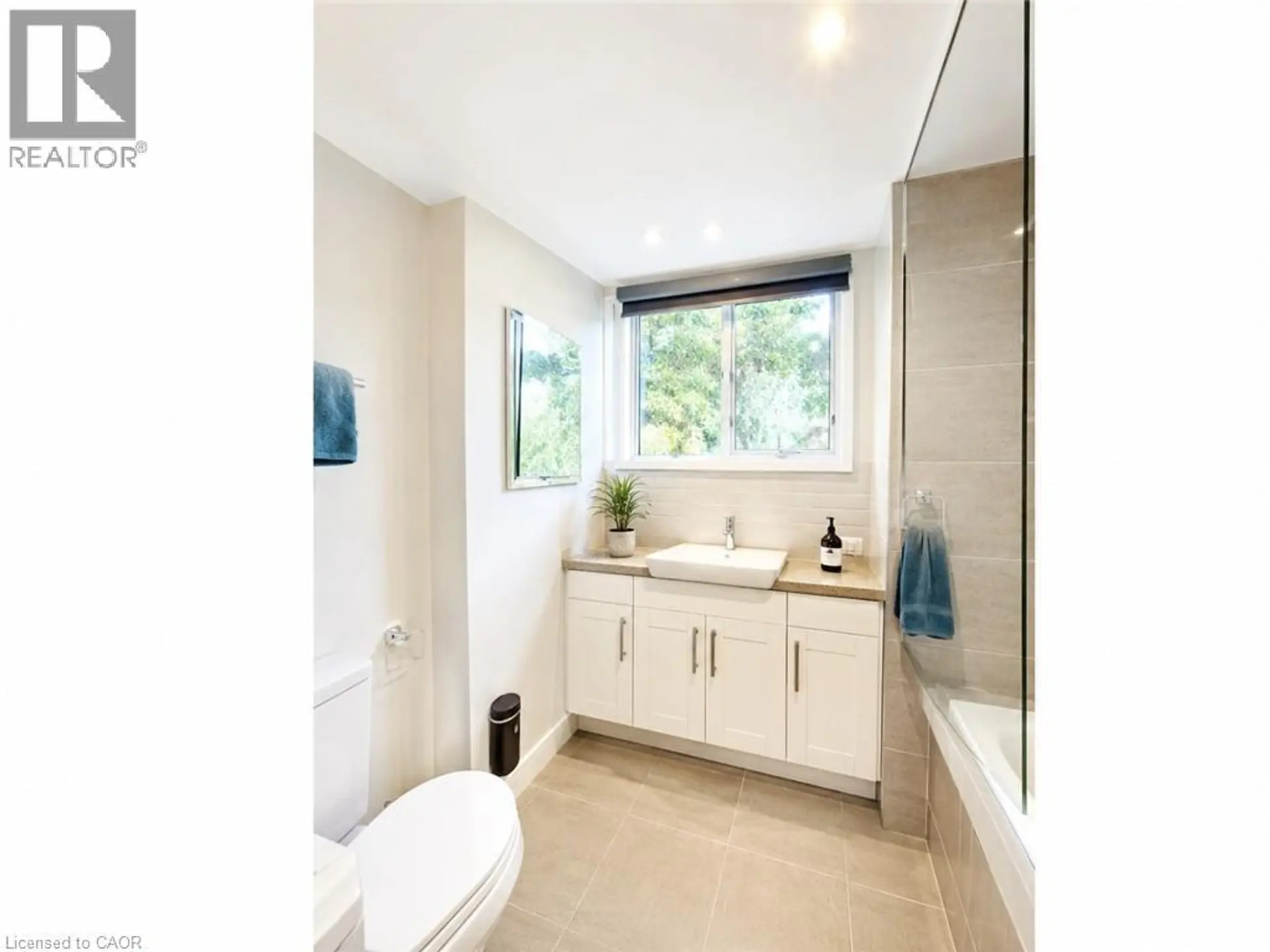 #A 489 EAST Avenue - Image 6