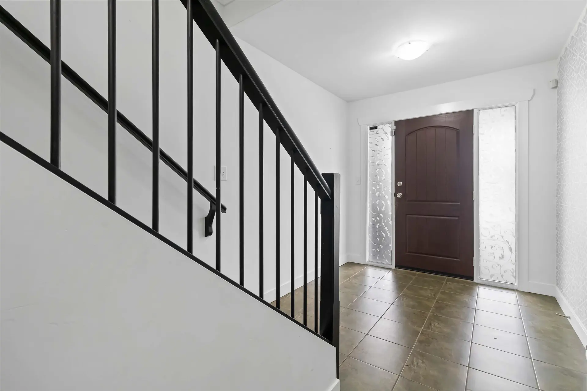 #43 45085 Wolfe Road - Image 3