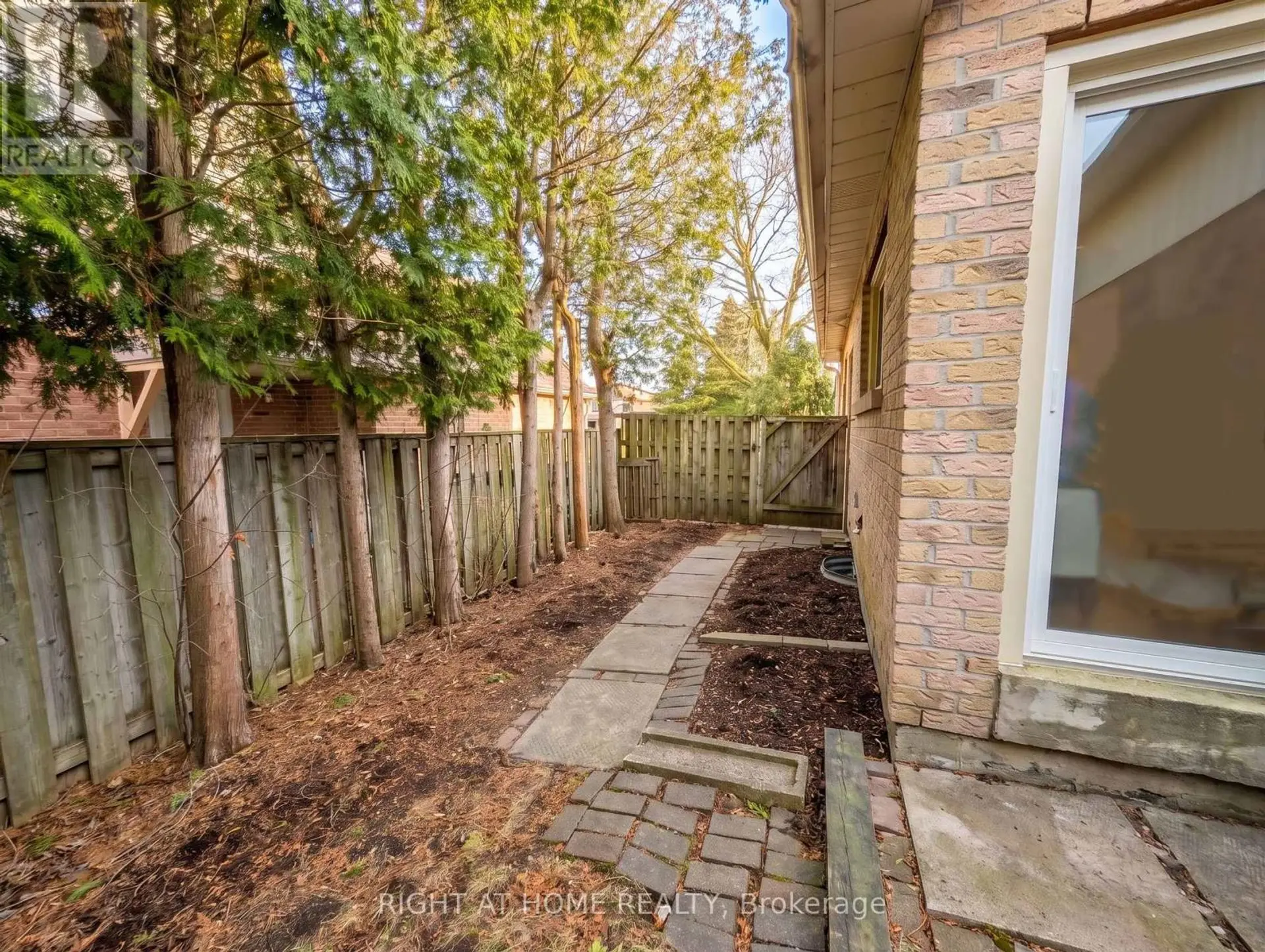 505 LONDON ROAD - Image 16