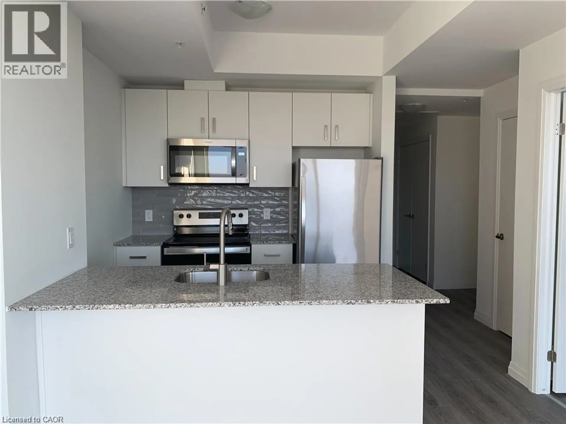#1409 108 GARMENT Street - Image 9