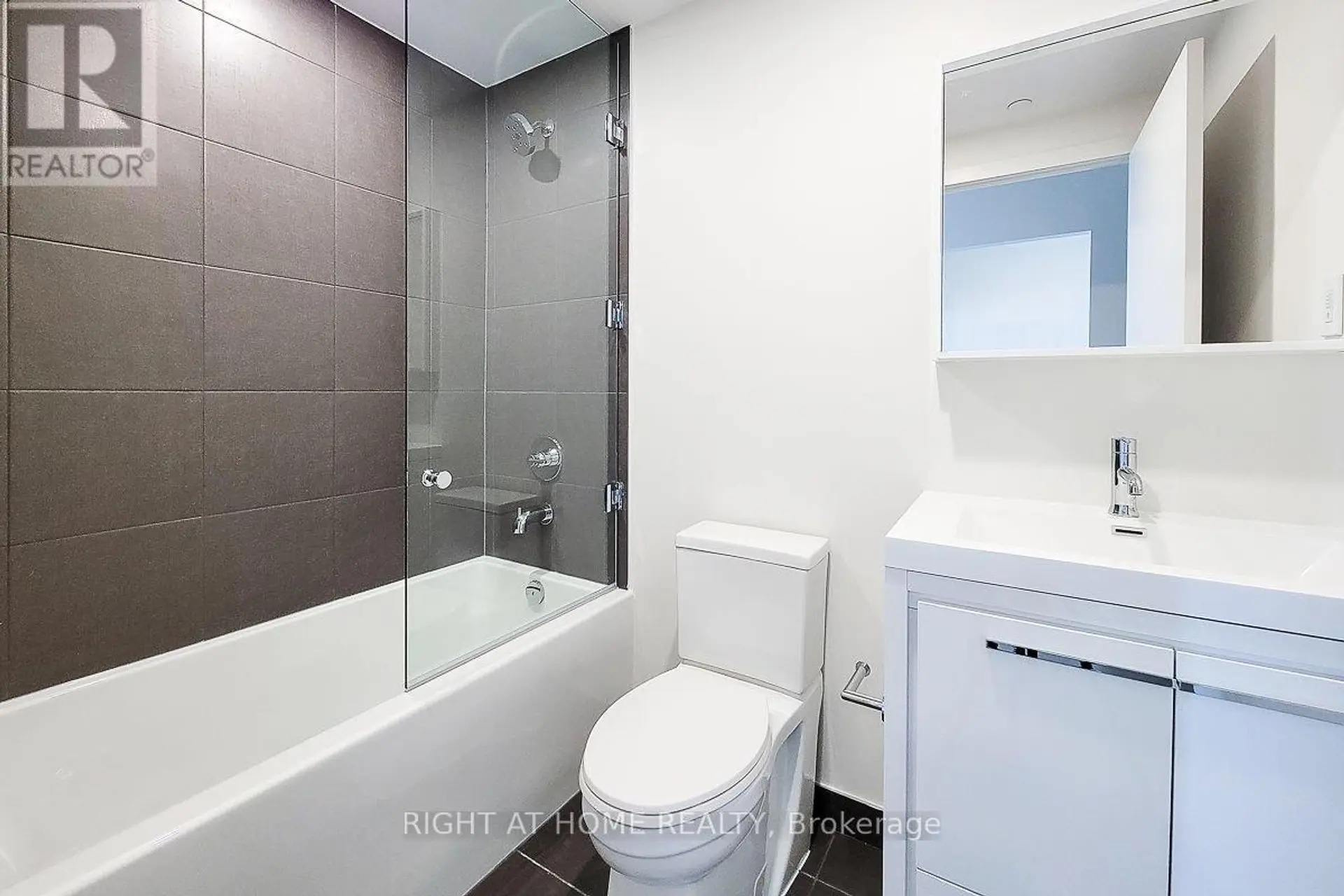 #817 212 KING WILLIAM STREET - Image 8