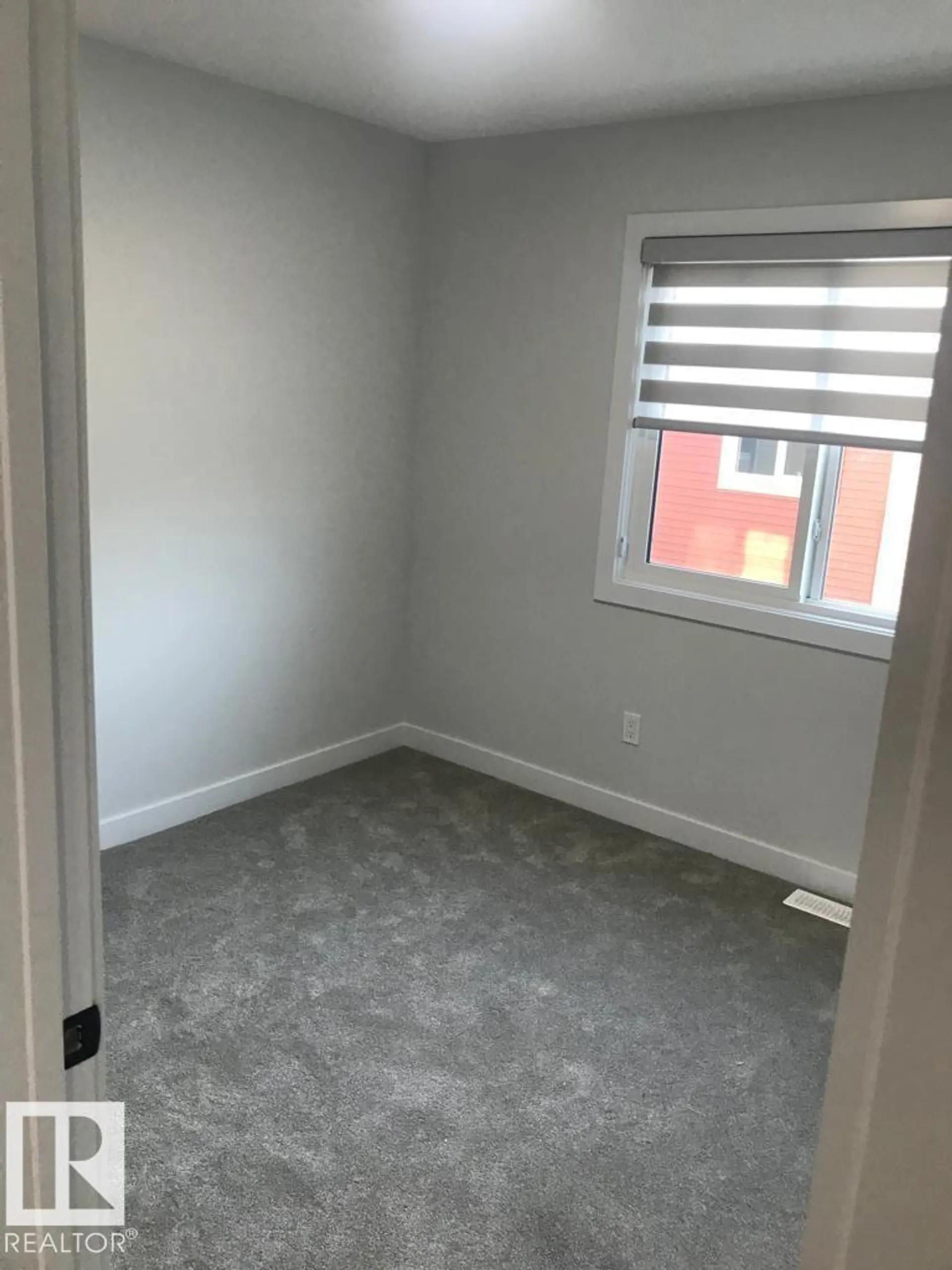 #10 2803 14 AV NW - Image 15