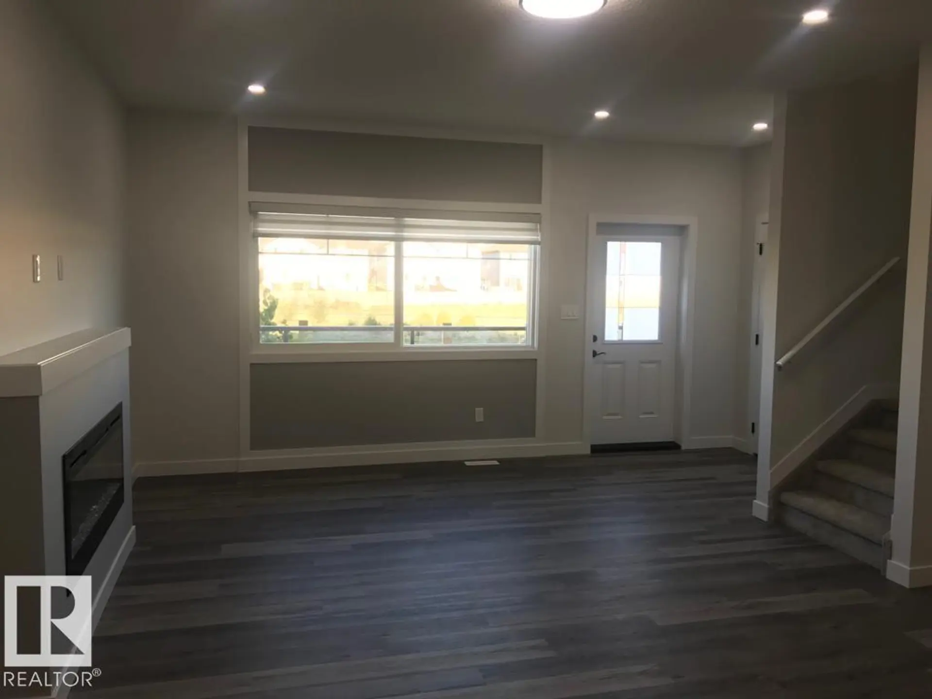 #10 2803 14 AV NW - Image 6