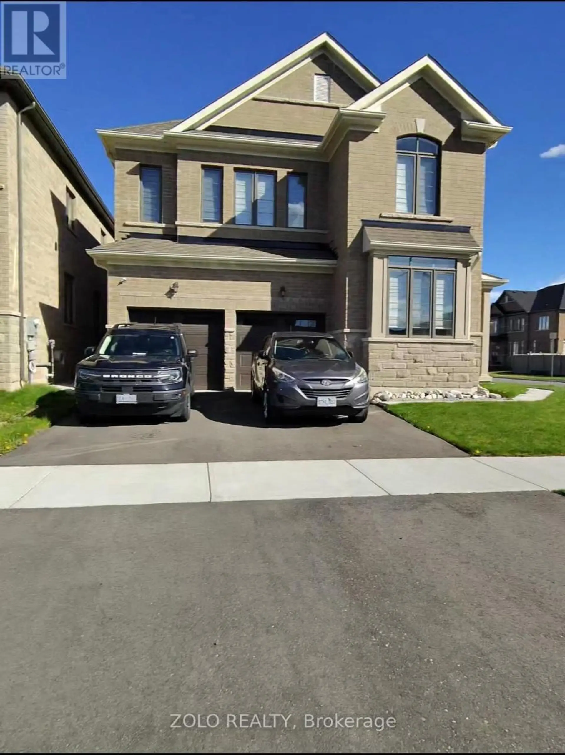 41 PEAK DRIVE - Image 1