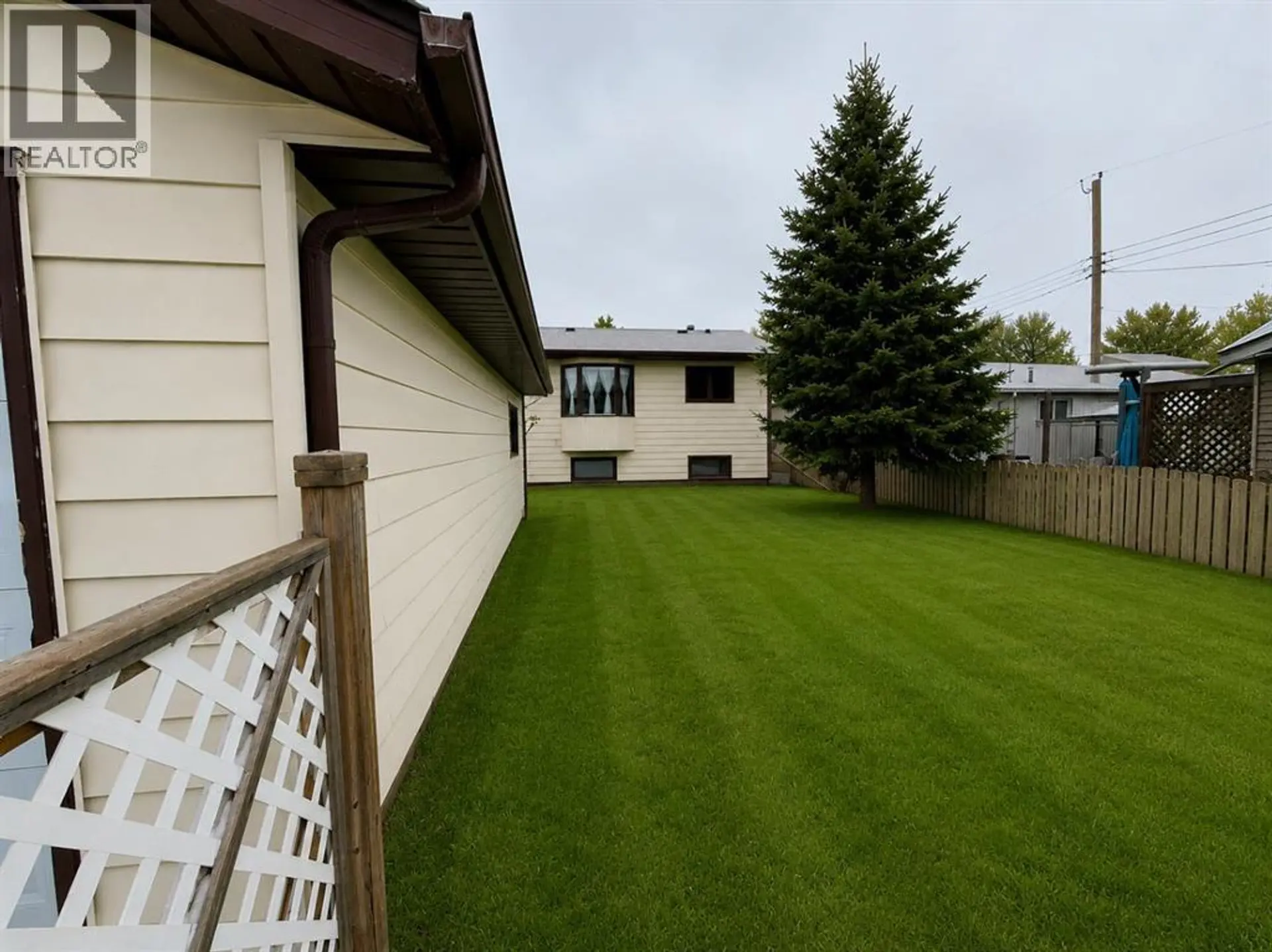 5112 55 Ave - Image 18