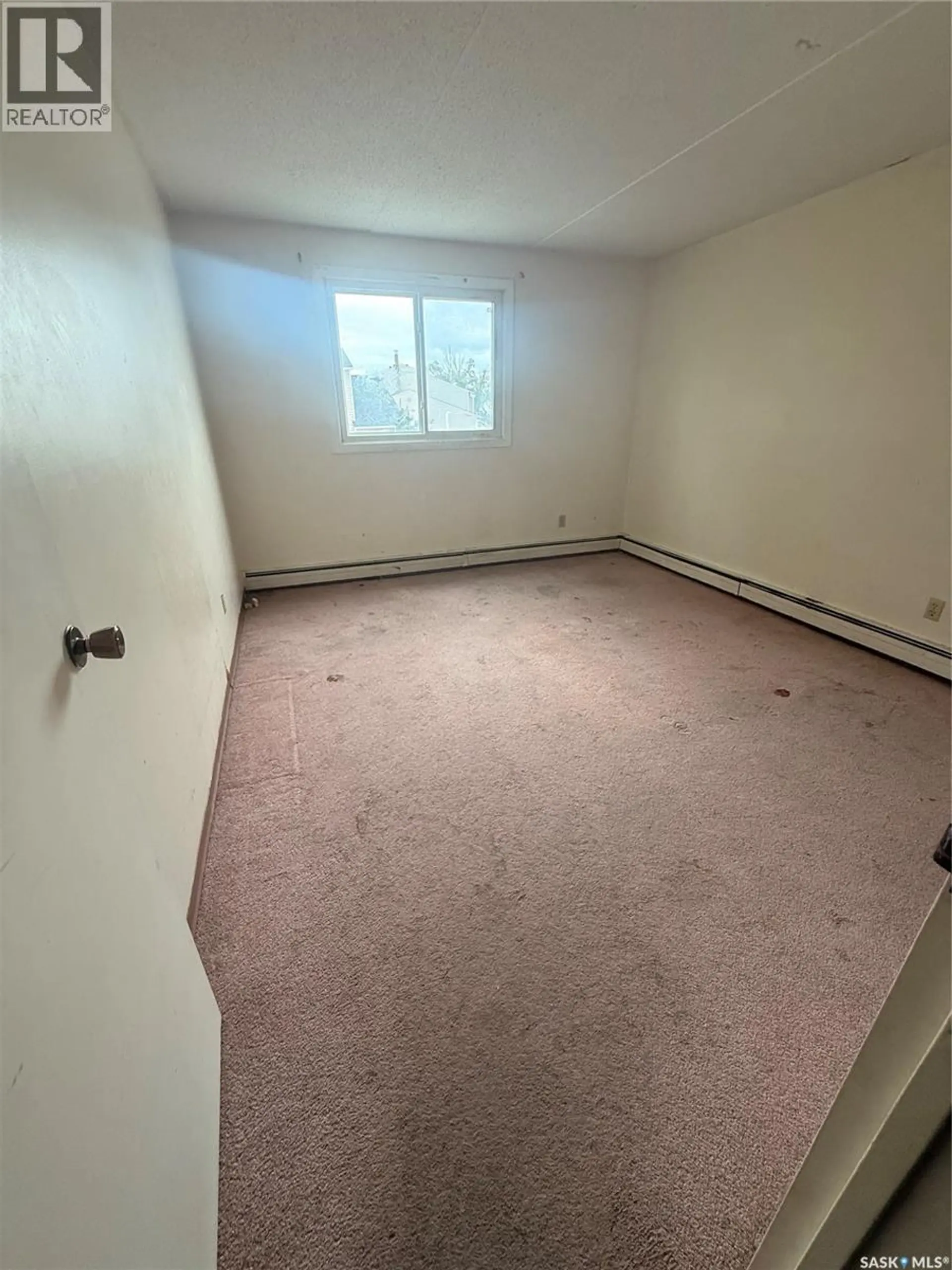 #24 47 Centennial STREET - Image 4