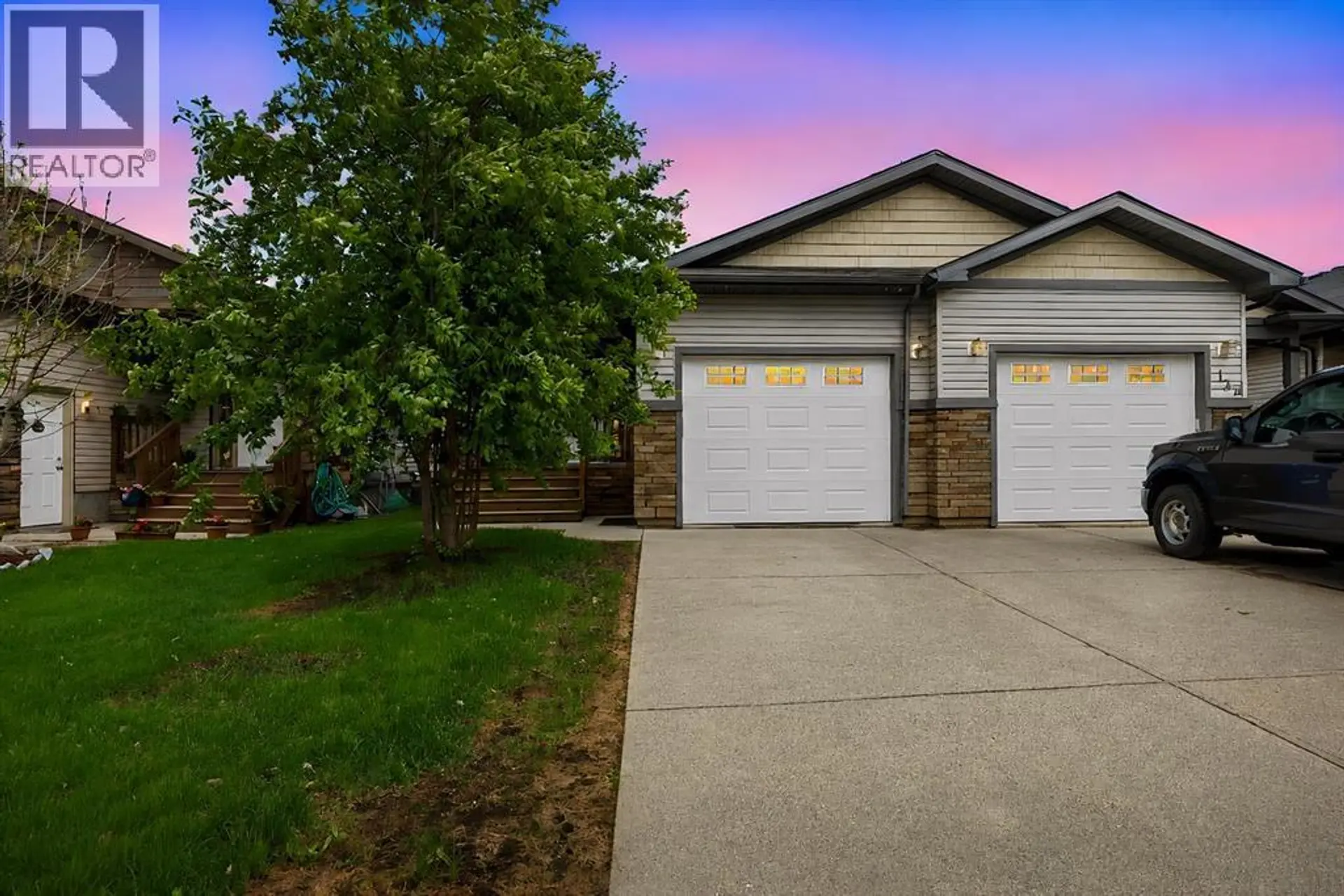 Property at 128 Hawthorn Way, Fort McMurray, AB