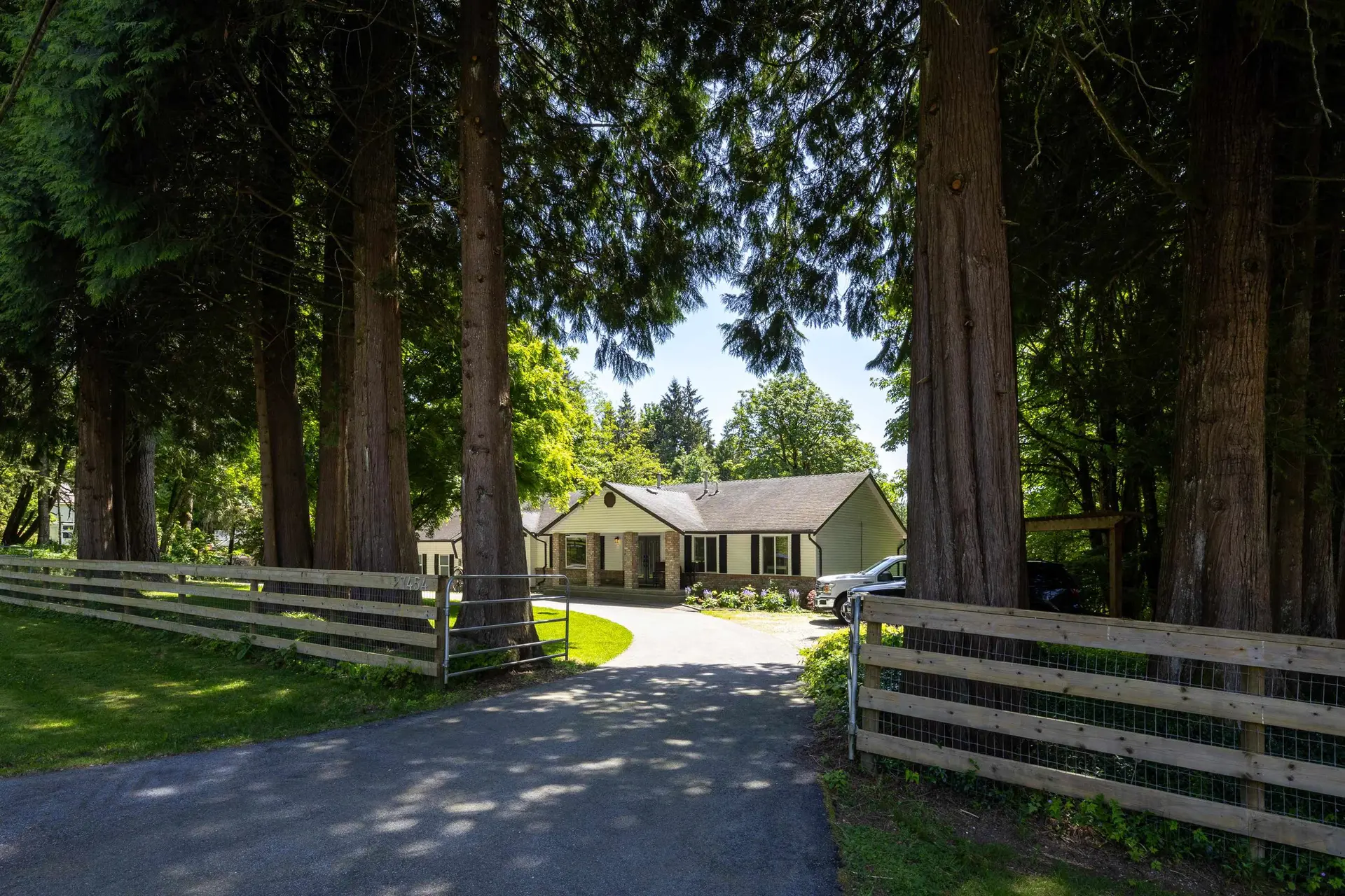 Property at 27454 110 Avenue, Maple Ridge, BC