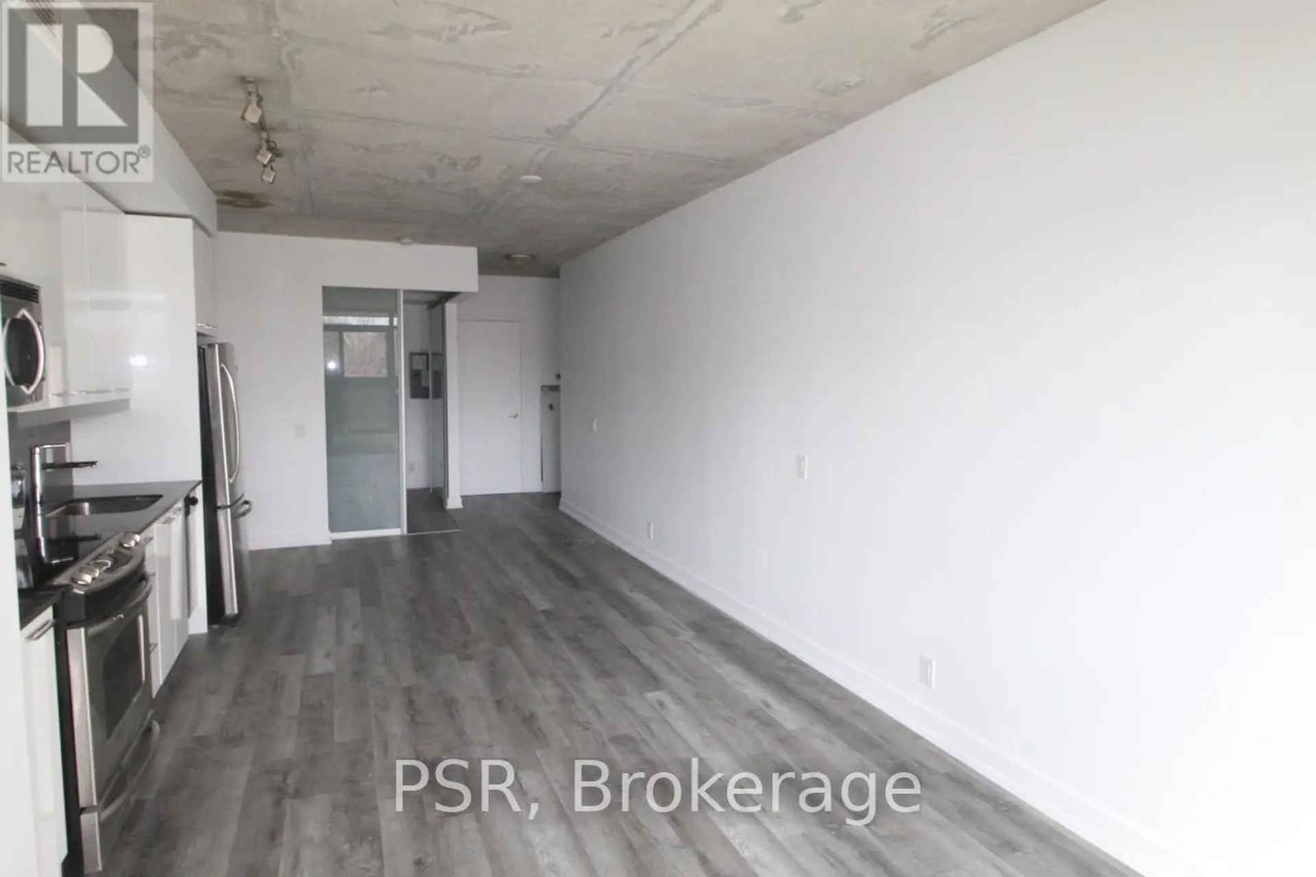 #209 2 GLADSTONE AVENUE - Image 3