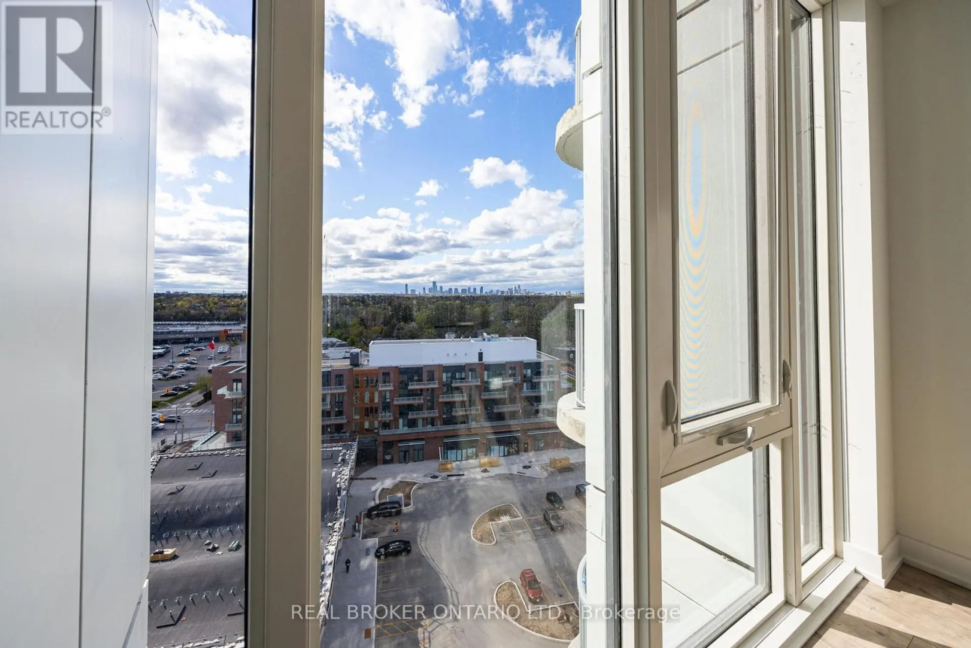 #1117 220 MISSINNIHE WAY - Image 15