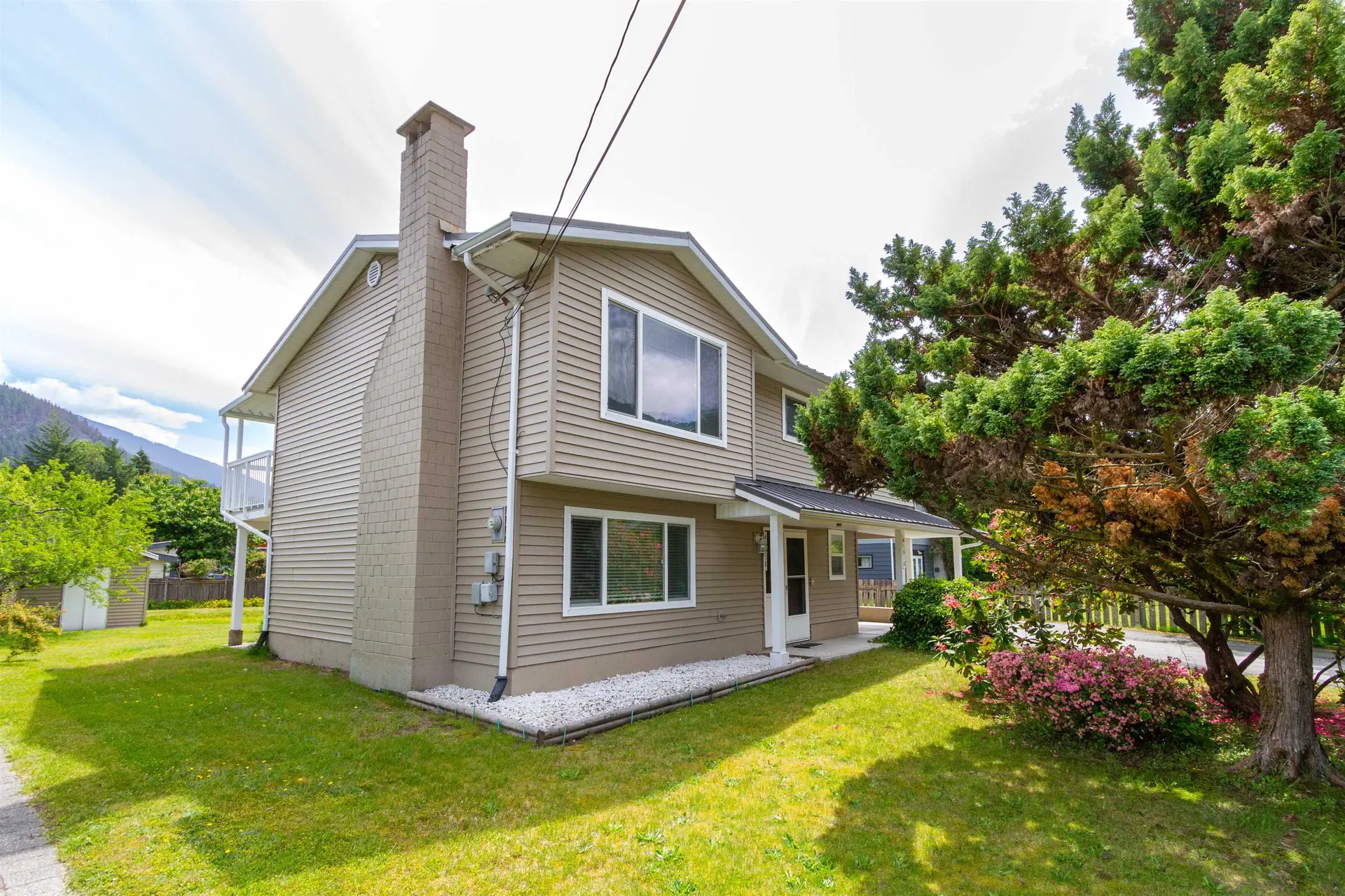 41818 Birken Road - Image 2