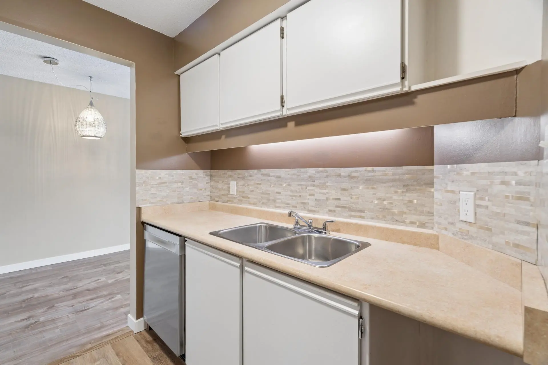 #409 340 Ginger Drive - Image 15