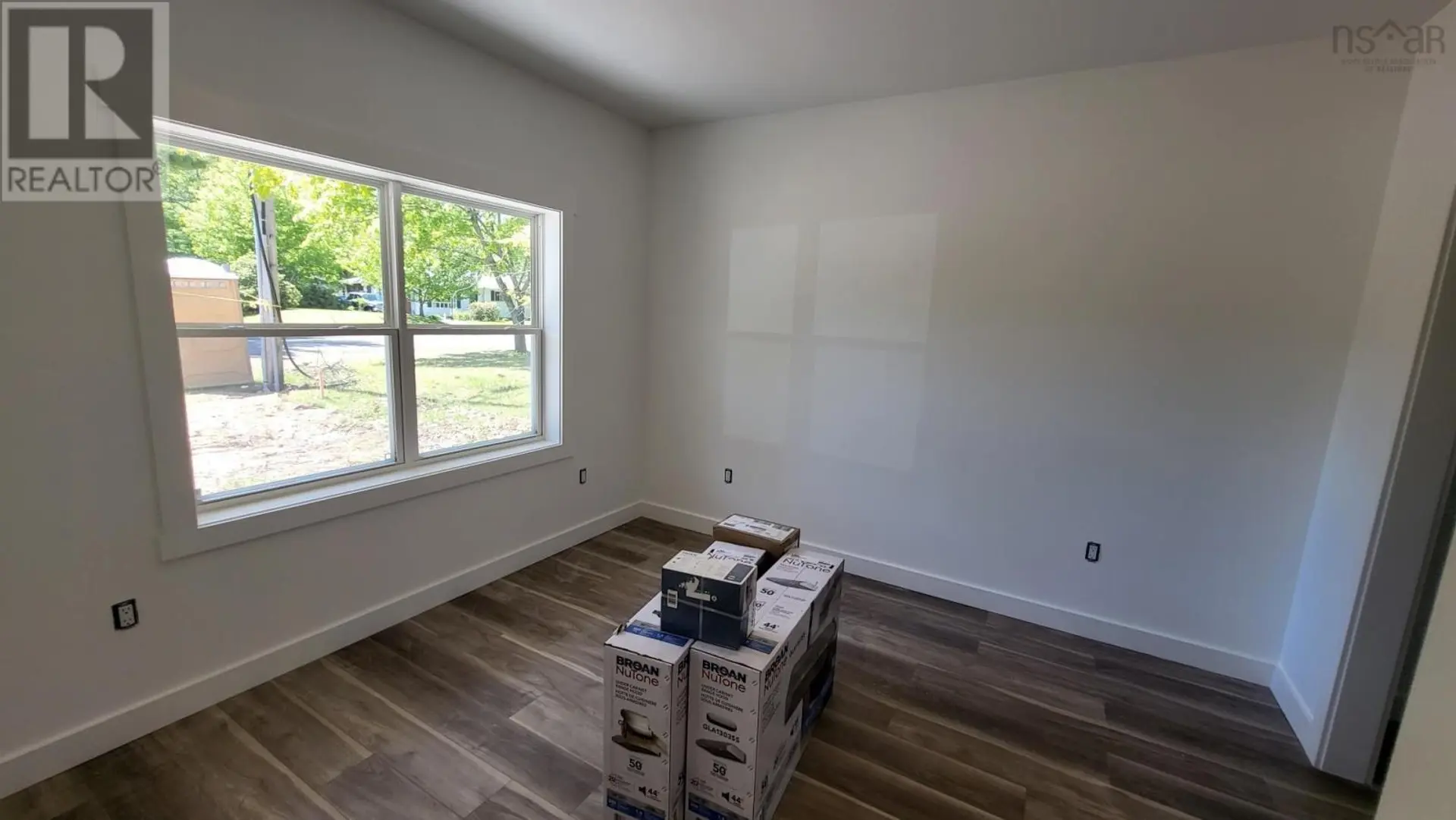1435 Princess Crescent - Image 6