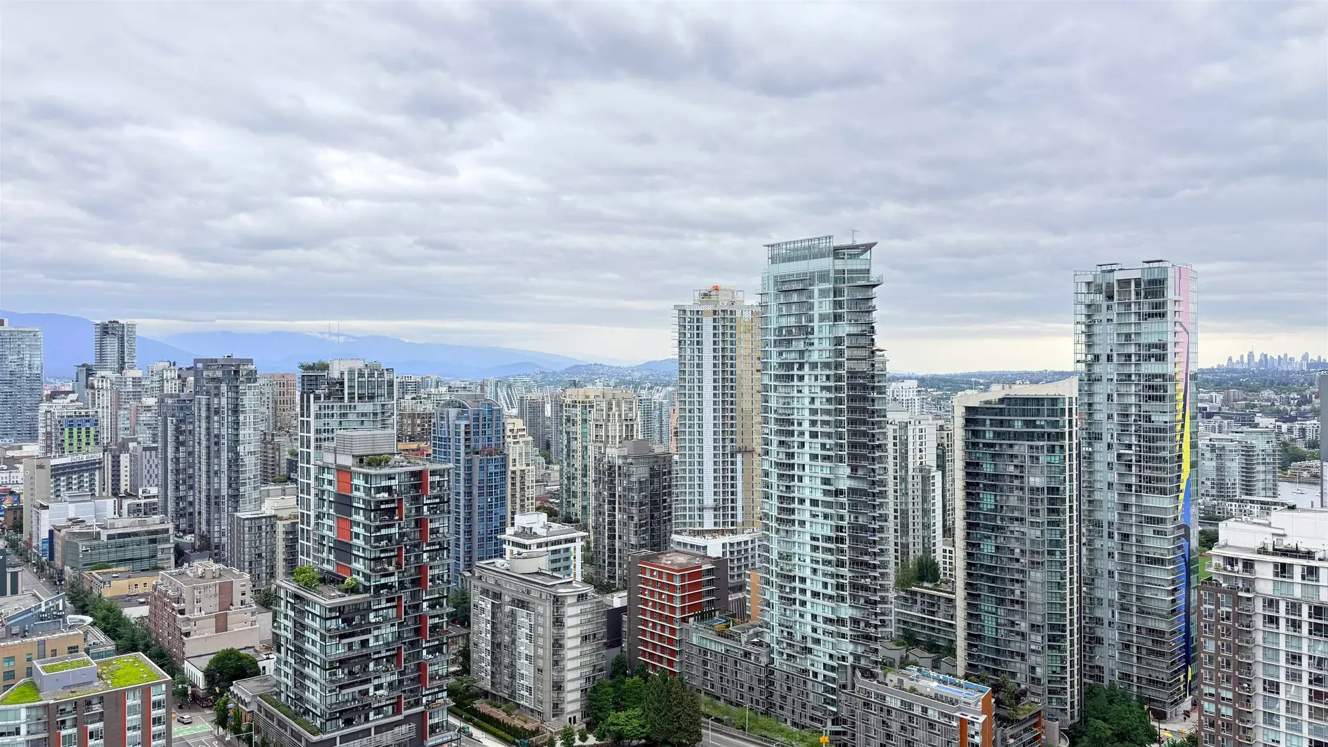 #3908 1480 Howe Street - Image 11