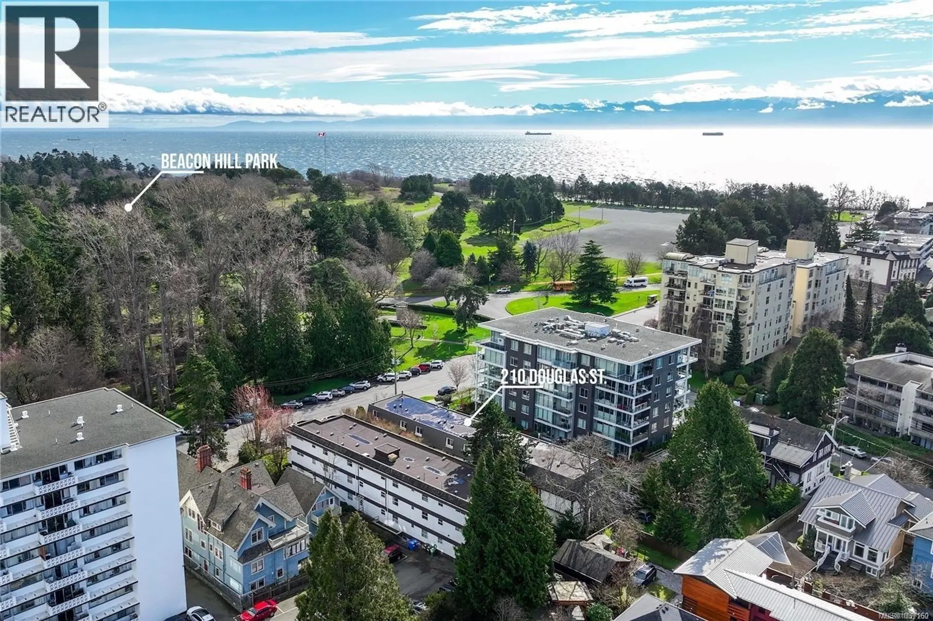 Property at #4 210 Douglas St, Victoria, BC
