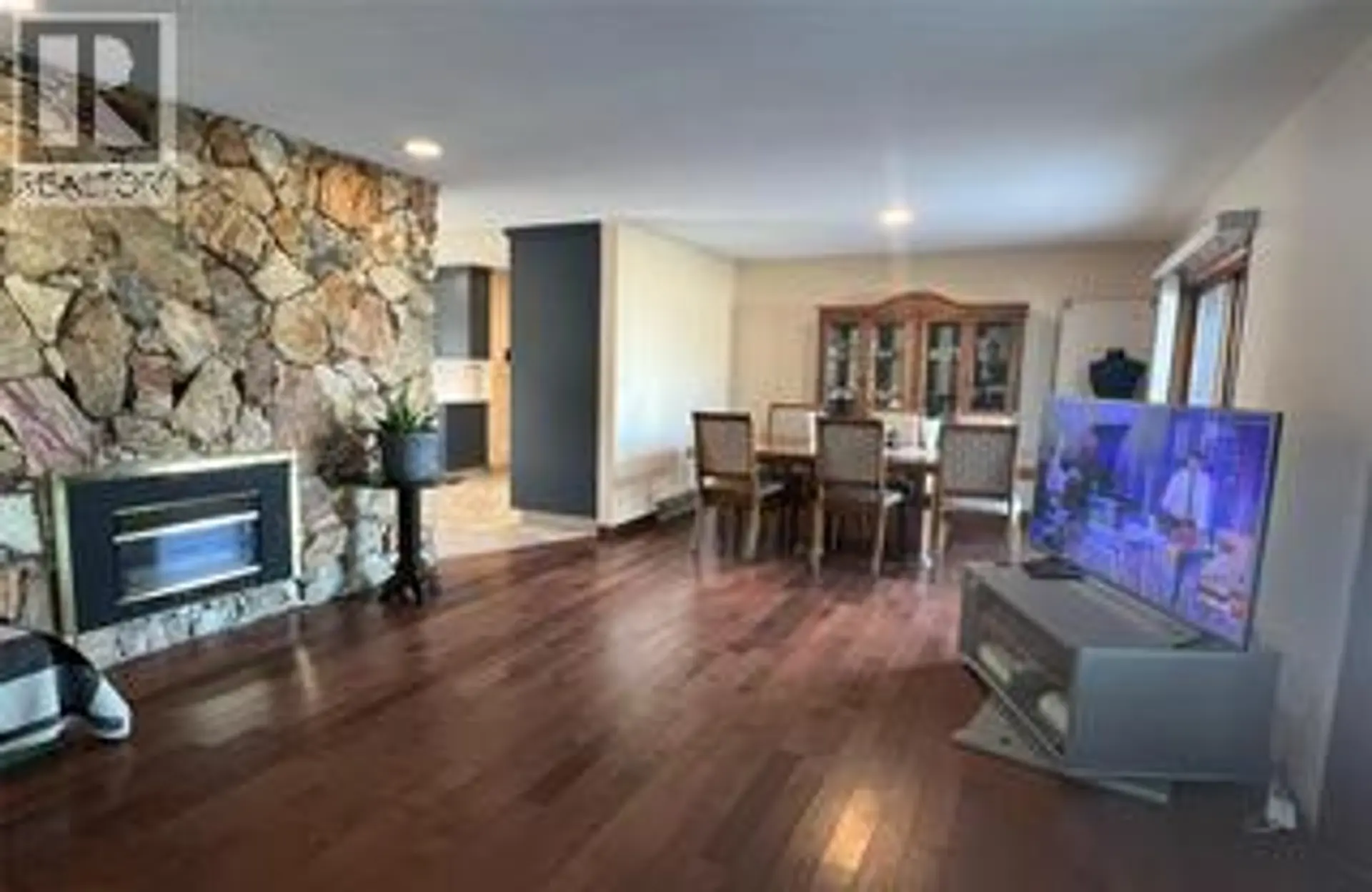 964 FERNIE Road - Image 9