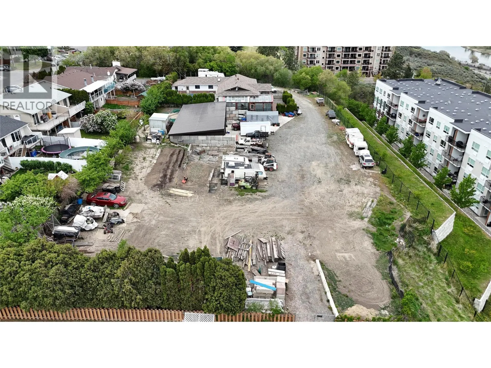 964 FERNIE Road - Image 2