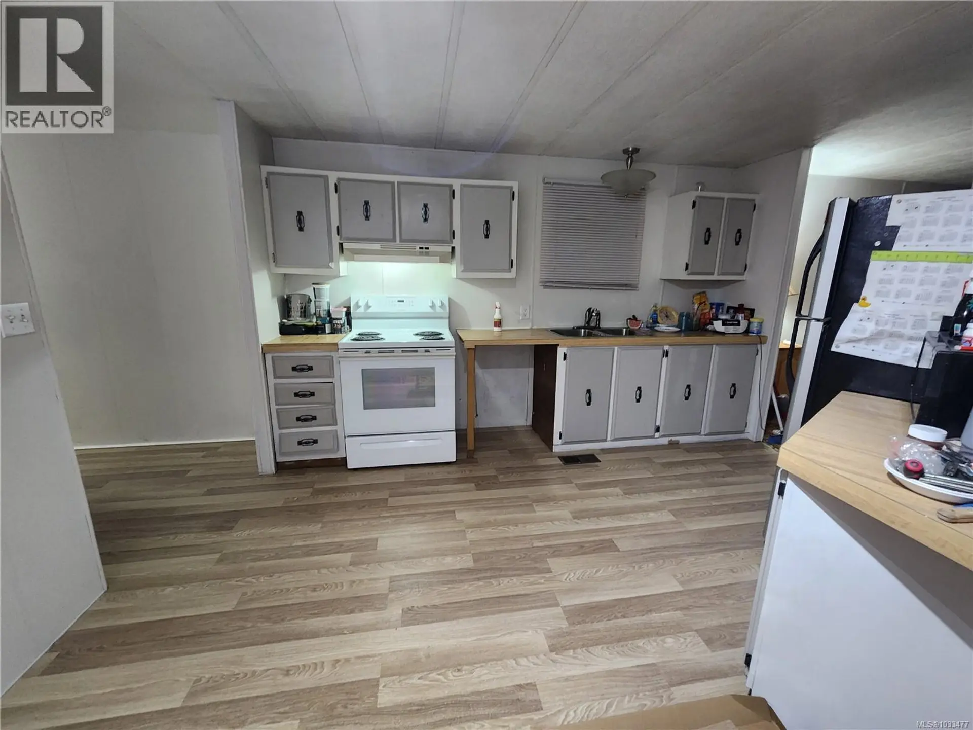 #38 971 Douglas Ave - Image 10