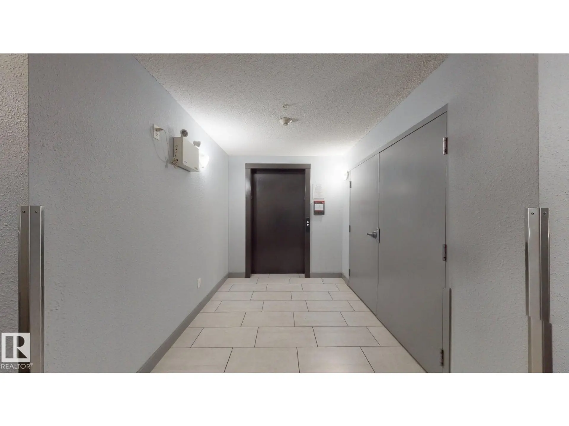 #207 11816 22 AV SW - Image 4