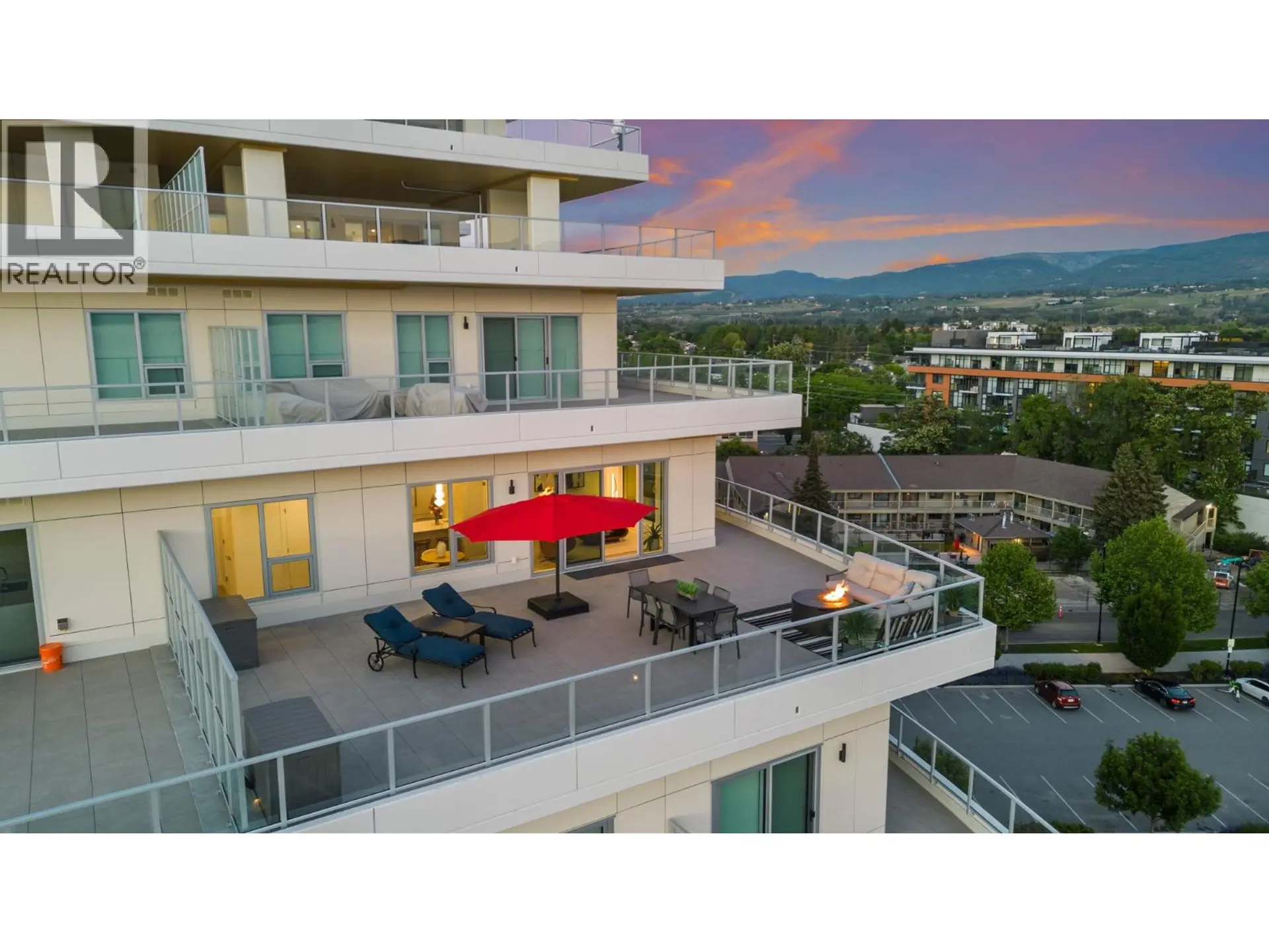 Property at #707 3340 Lakeshore Road, Kelowna, BC