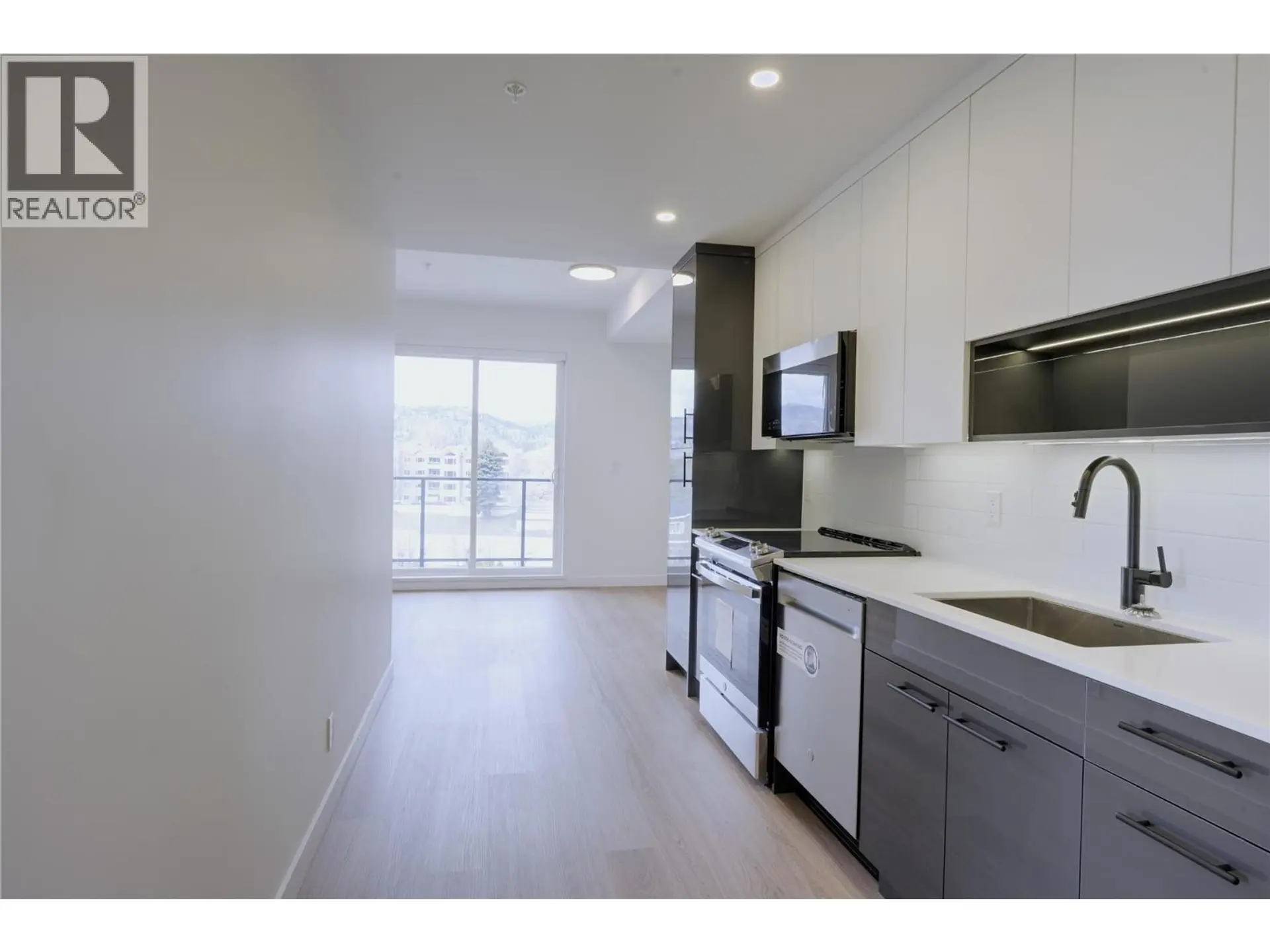 Property at #510 1380 Pridham Avenue, Kelowna, BC