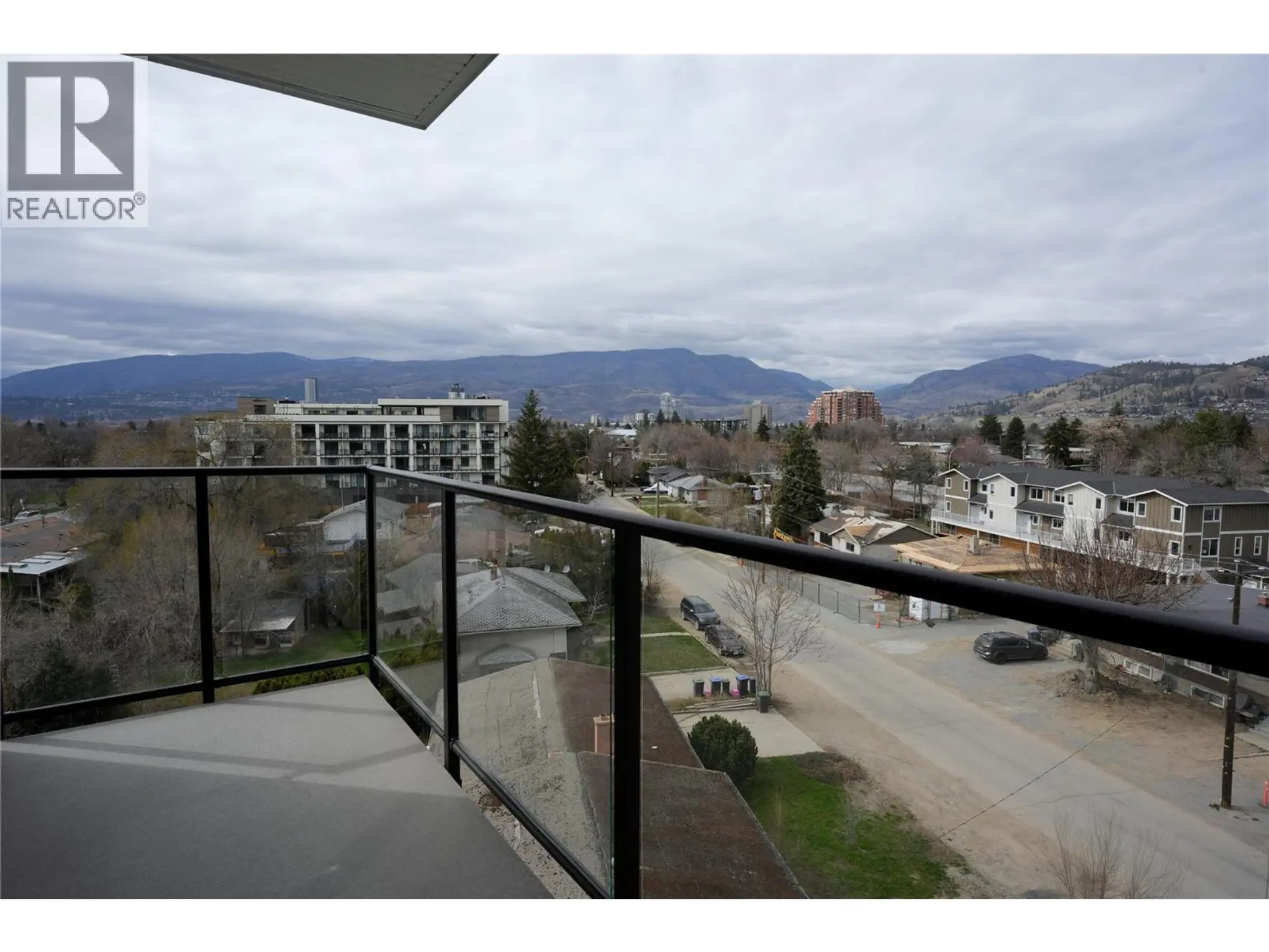 #510 1380 Pridham Avenue - Image 11