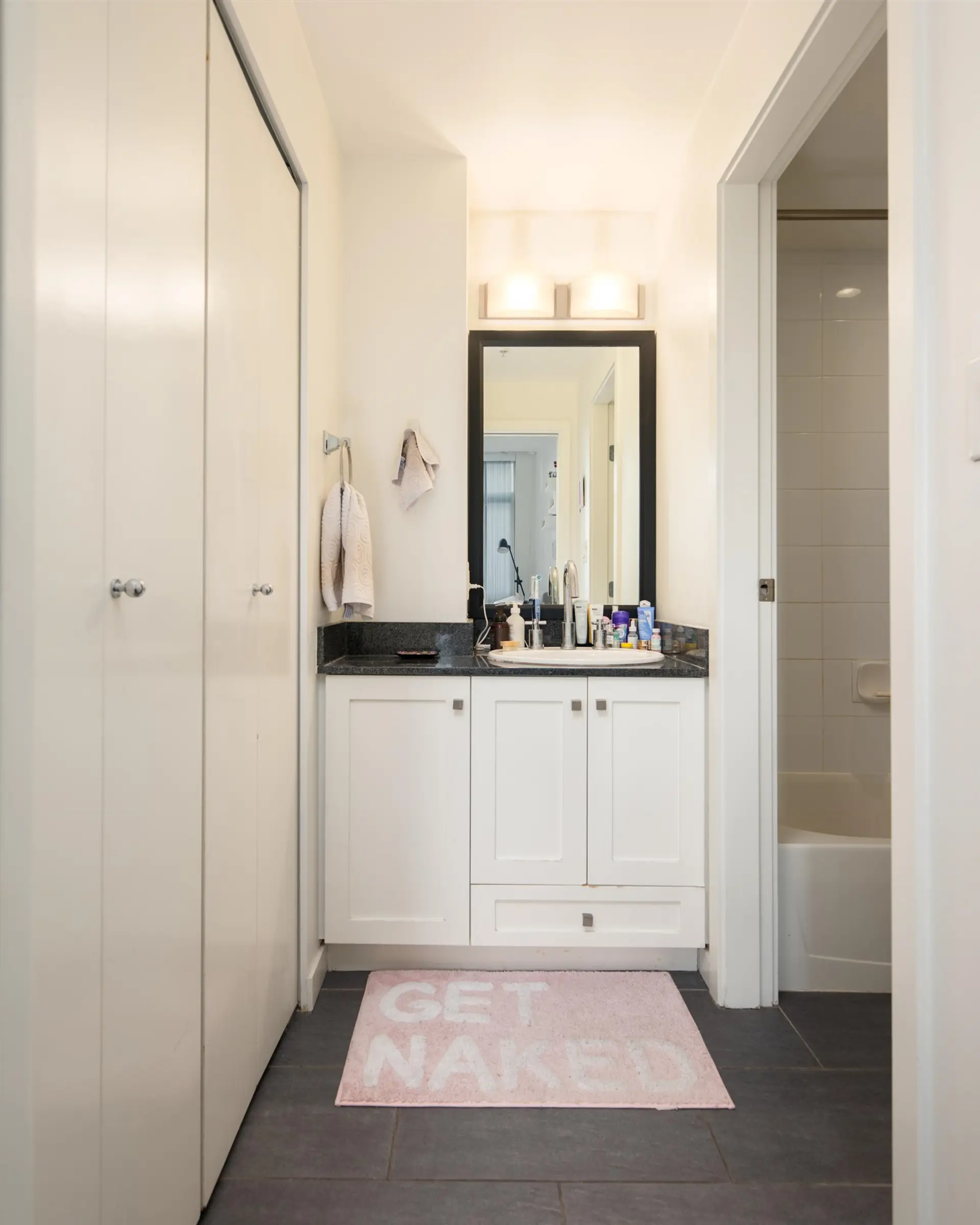 #801 480 Robson Street - Image 9