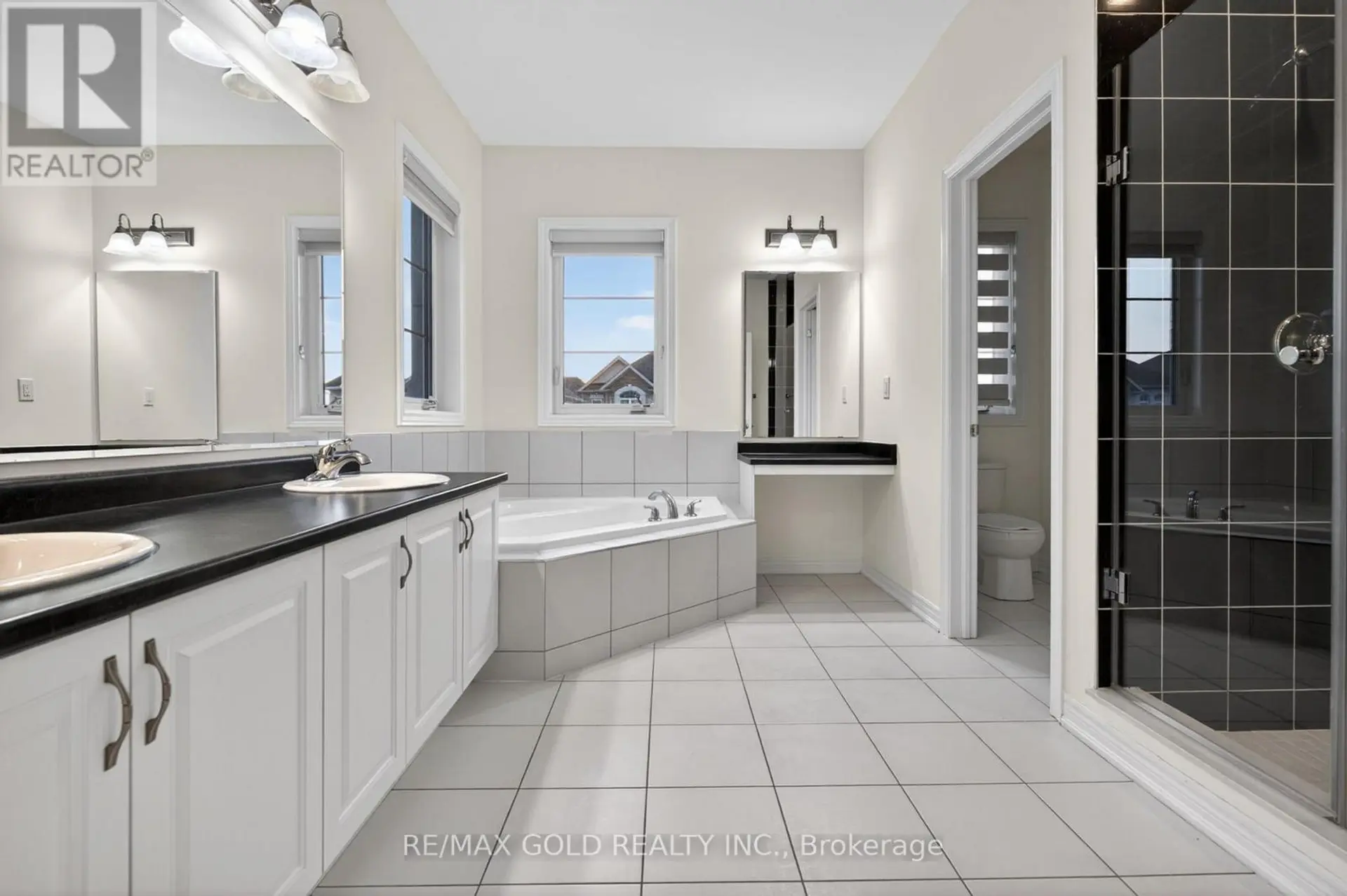 556 BRISDALE DRIVE - Image 14