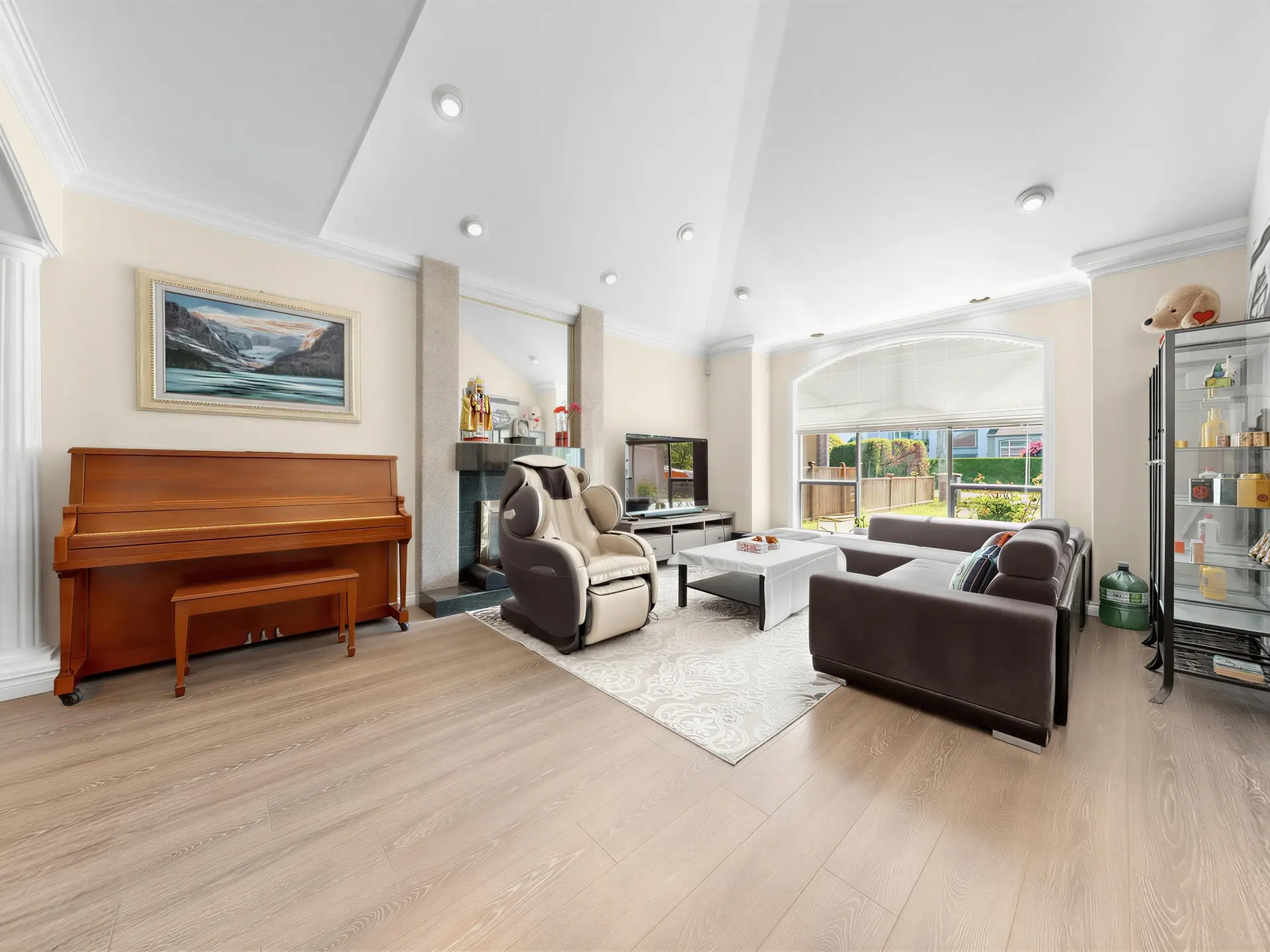 7311 Belair Drive - Image 2