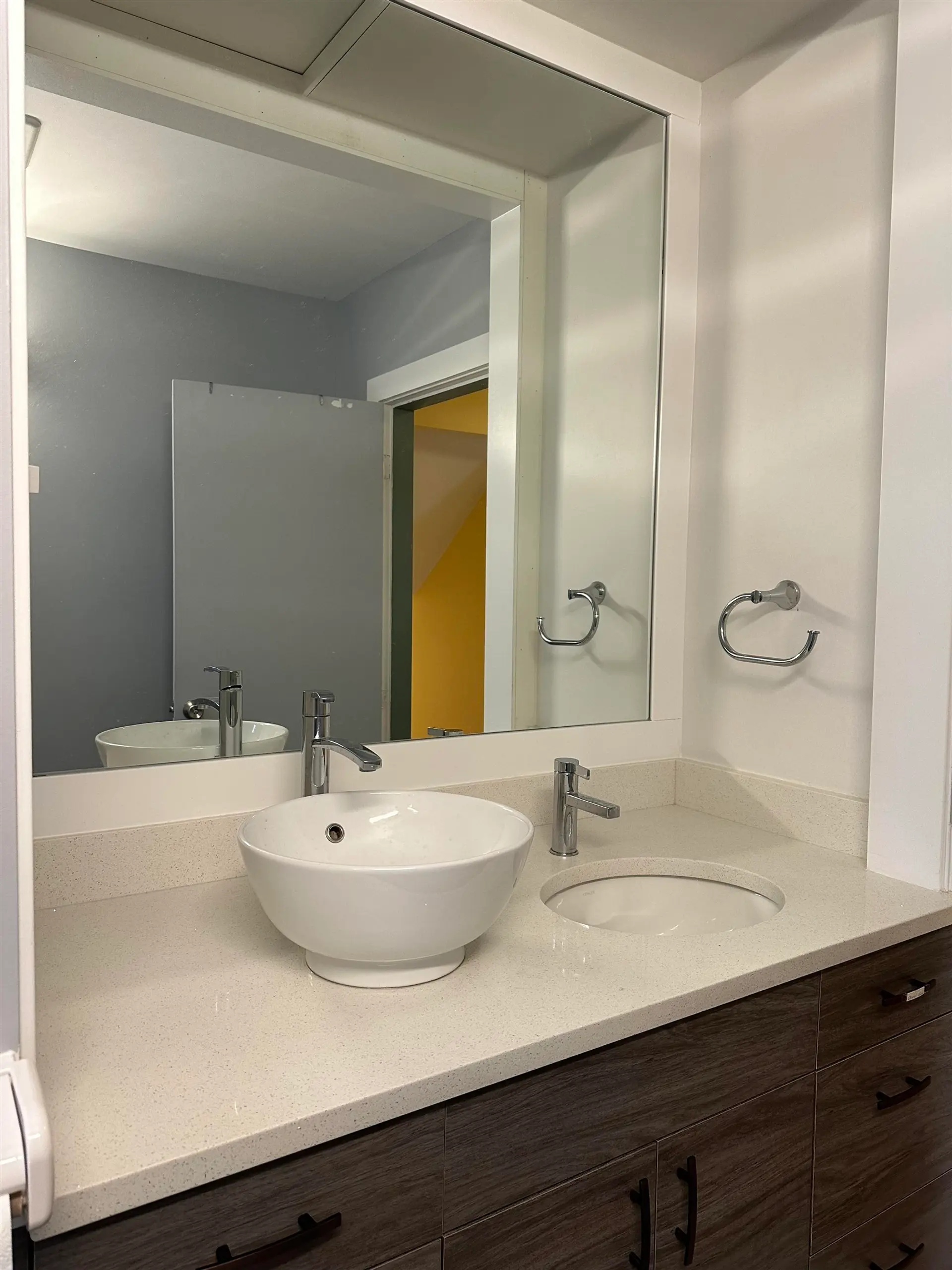 7223 Gladstone Street - Image 7