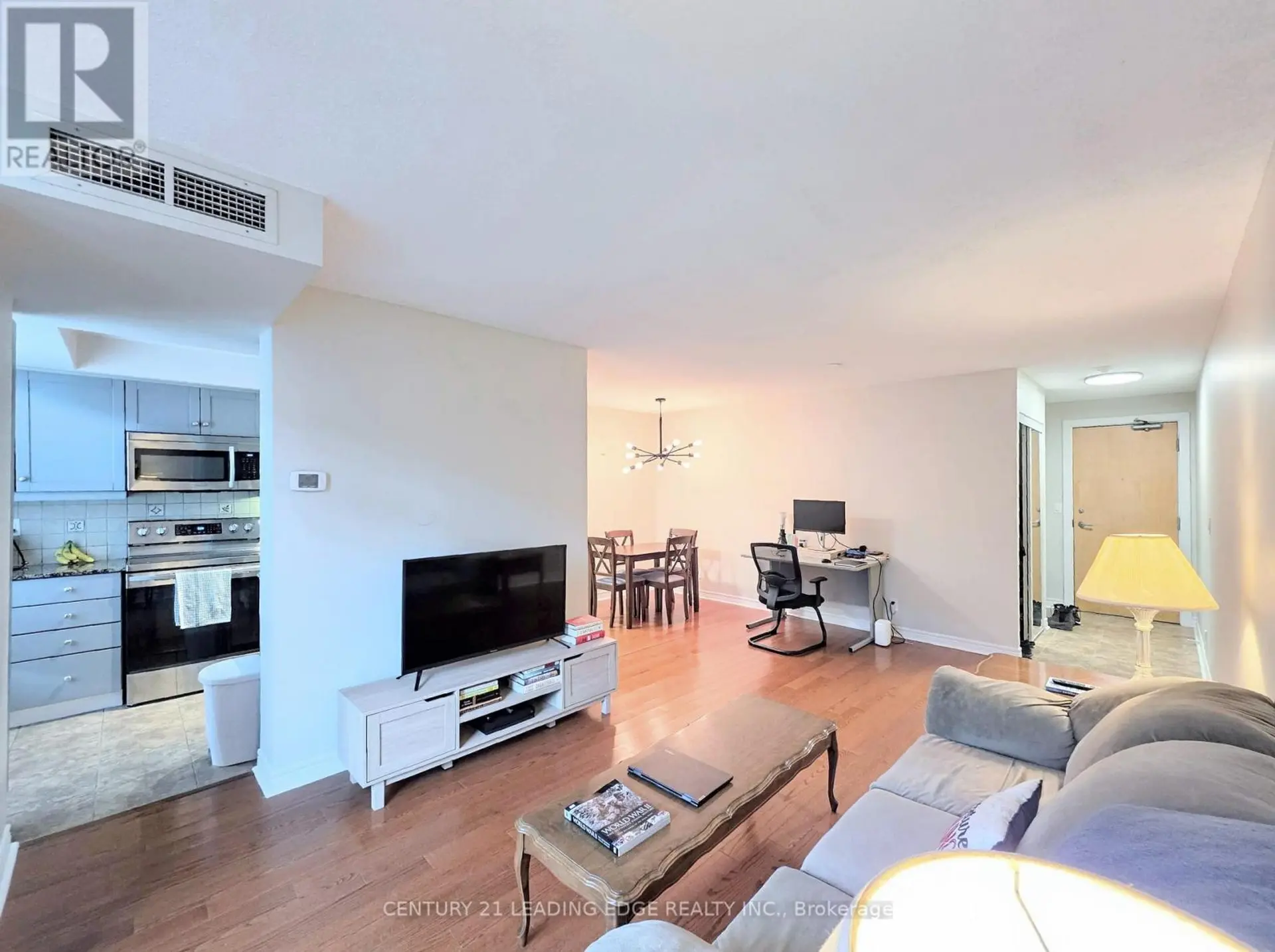 #1012 212 EGLINTON AVENUE E - Image 11