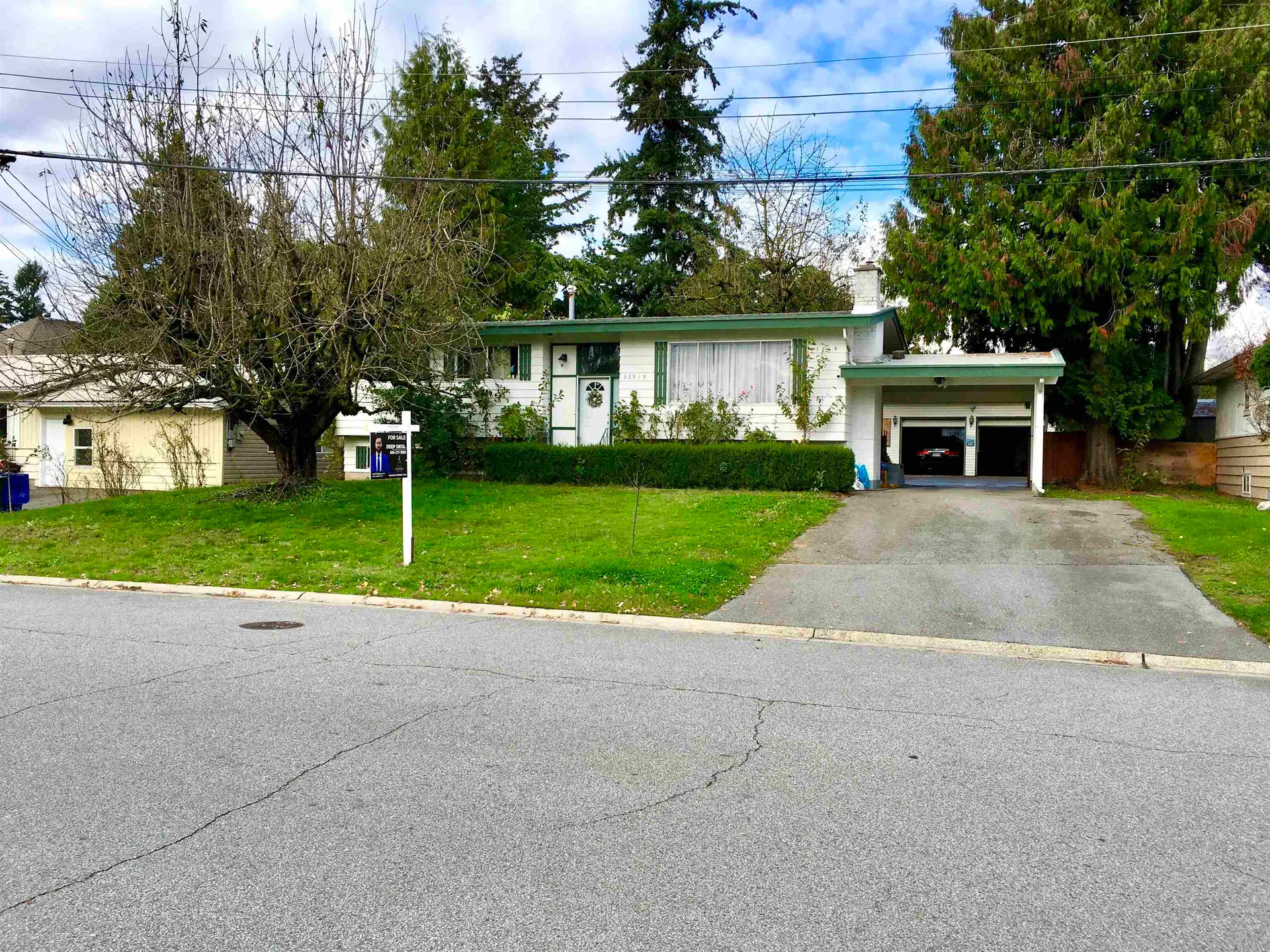 Property at 33919 Fern Street, Abbotsford, BC