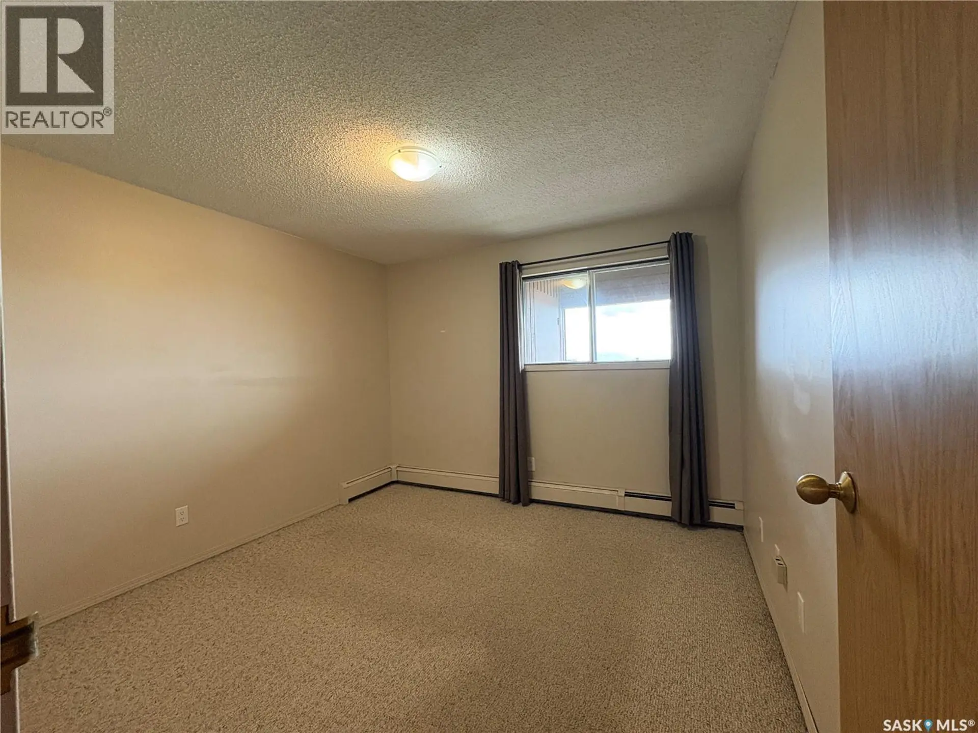 #303 1140 9th AVENUE NE - Image 10