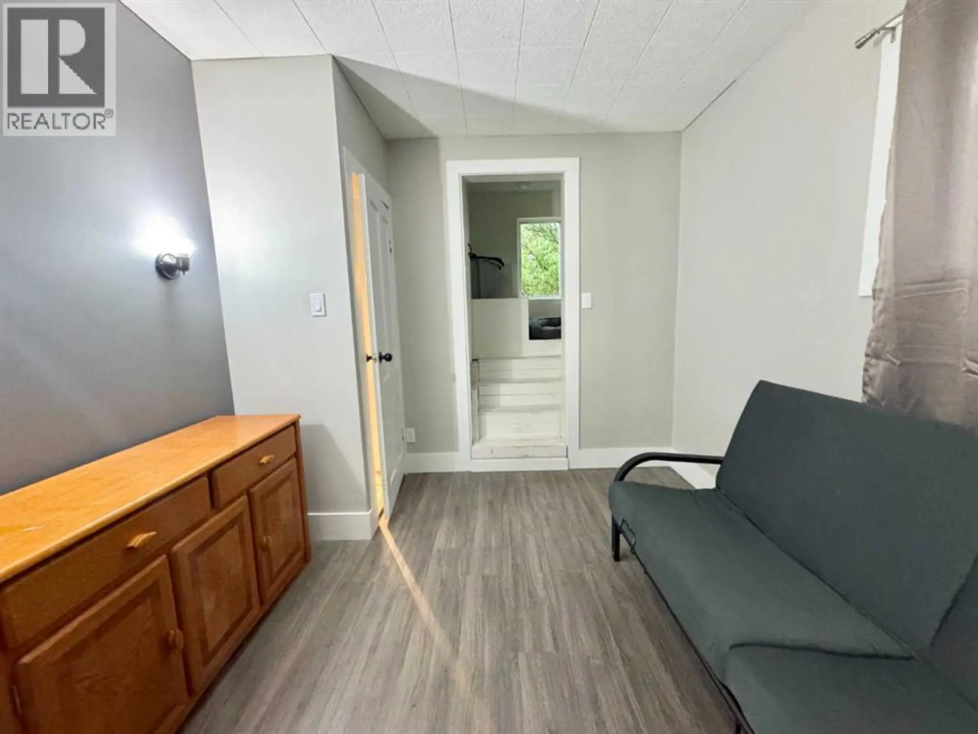 640 12 Street N - Image 16