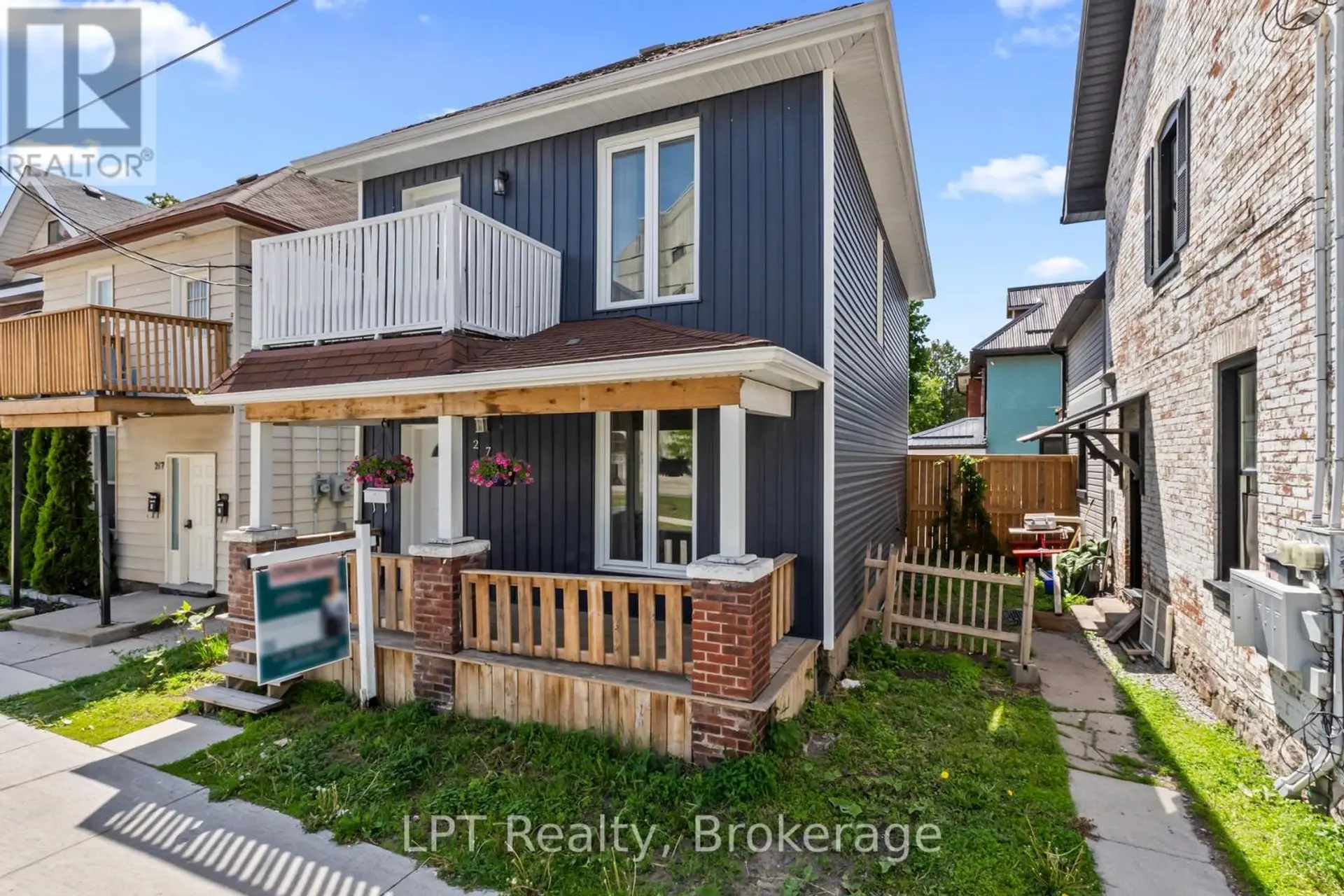 273 BETHUNE STREET - Image 1