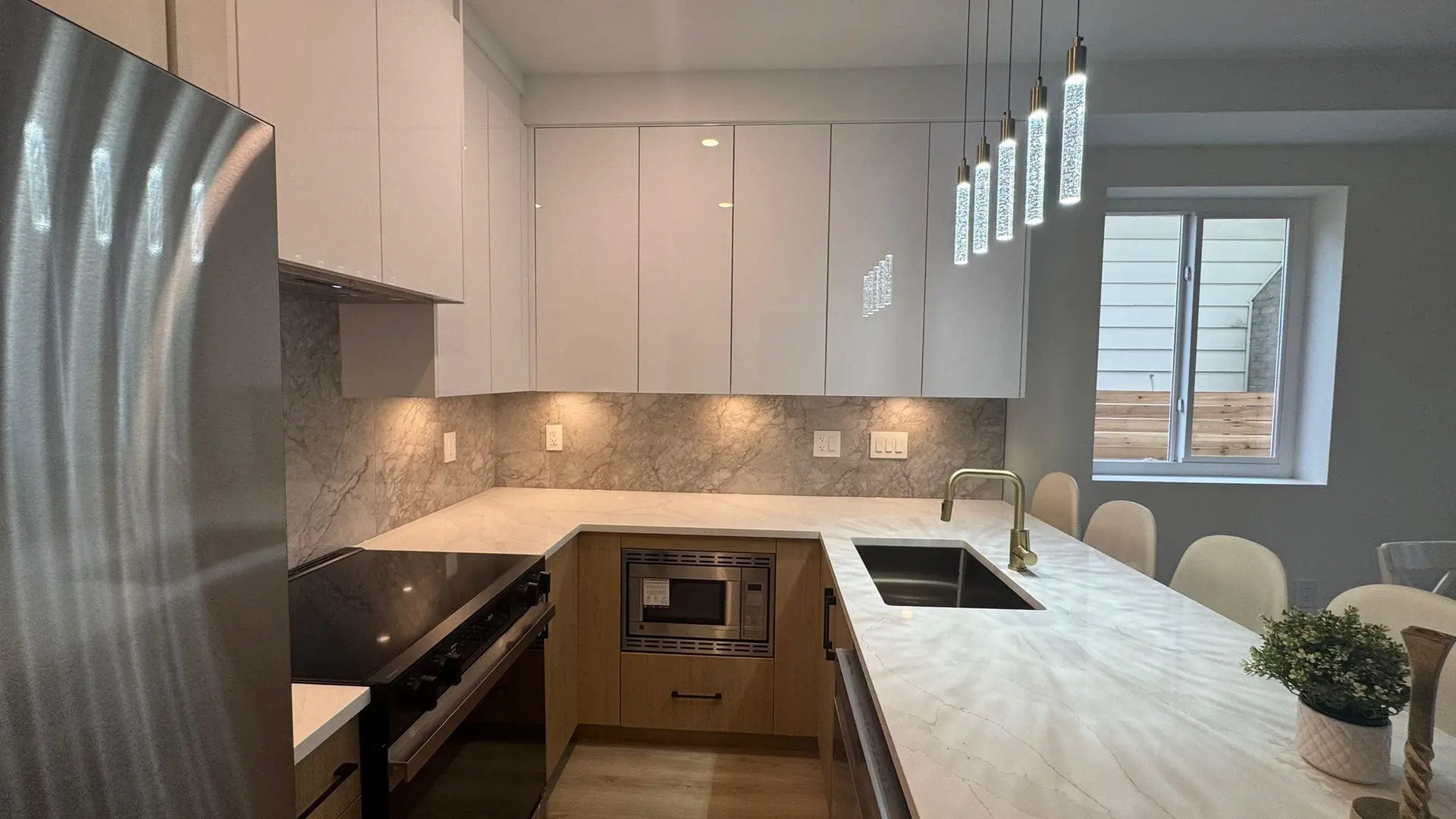 #4 5779 Clarendon Street - Image 6