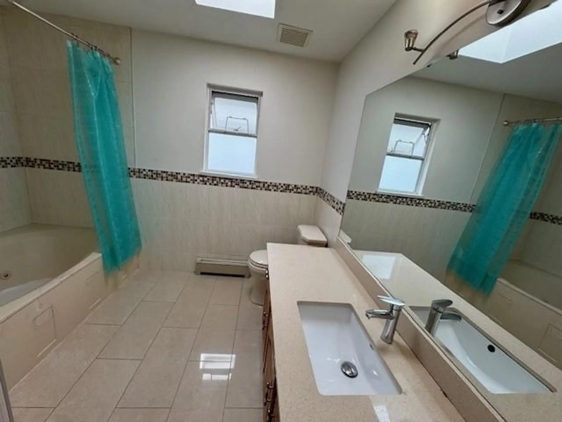 1266 E 63rd Avenue - Image 7