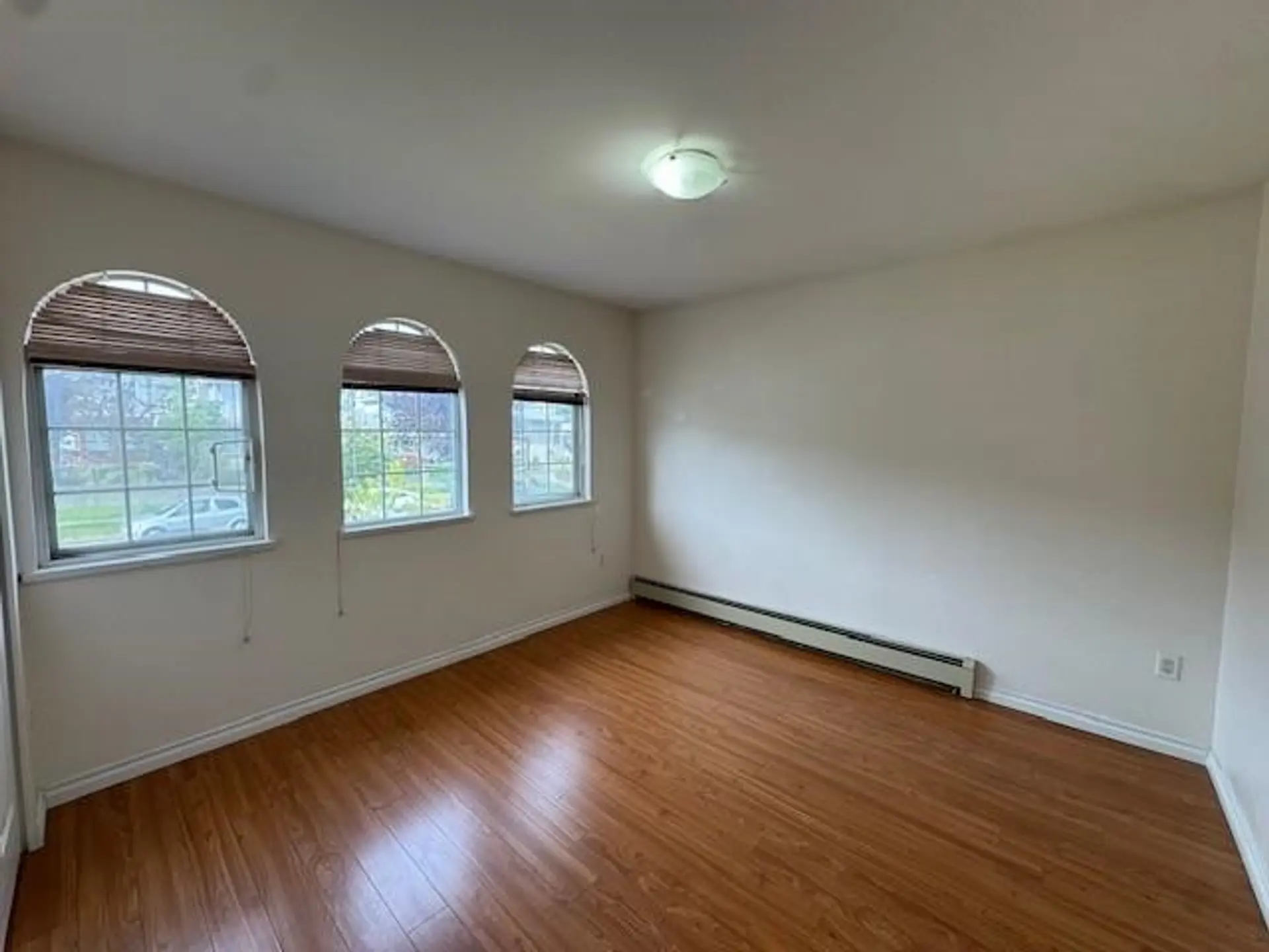 1266 E 63rd Avenue - Image 3