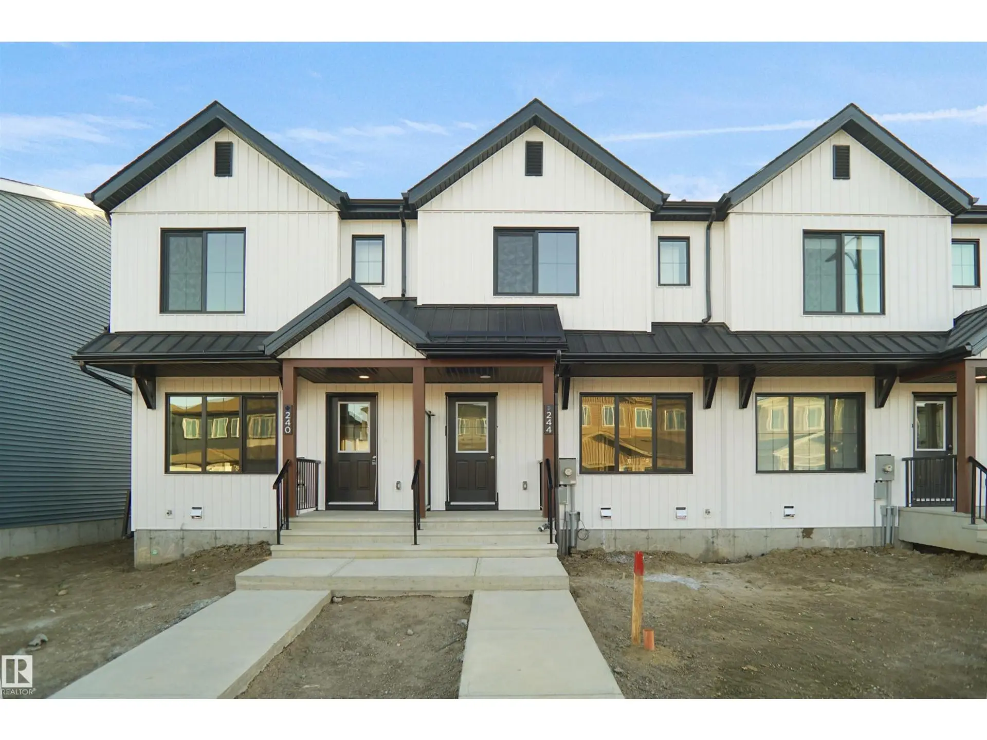 427 ASTER DR NW - Image 1