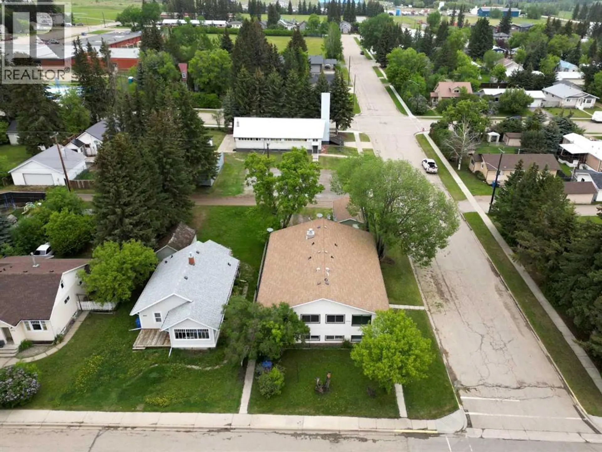 Property at 4904 51 Avenue, Eckville, AB