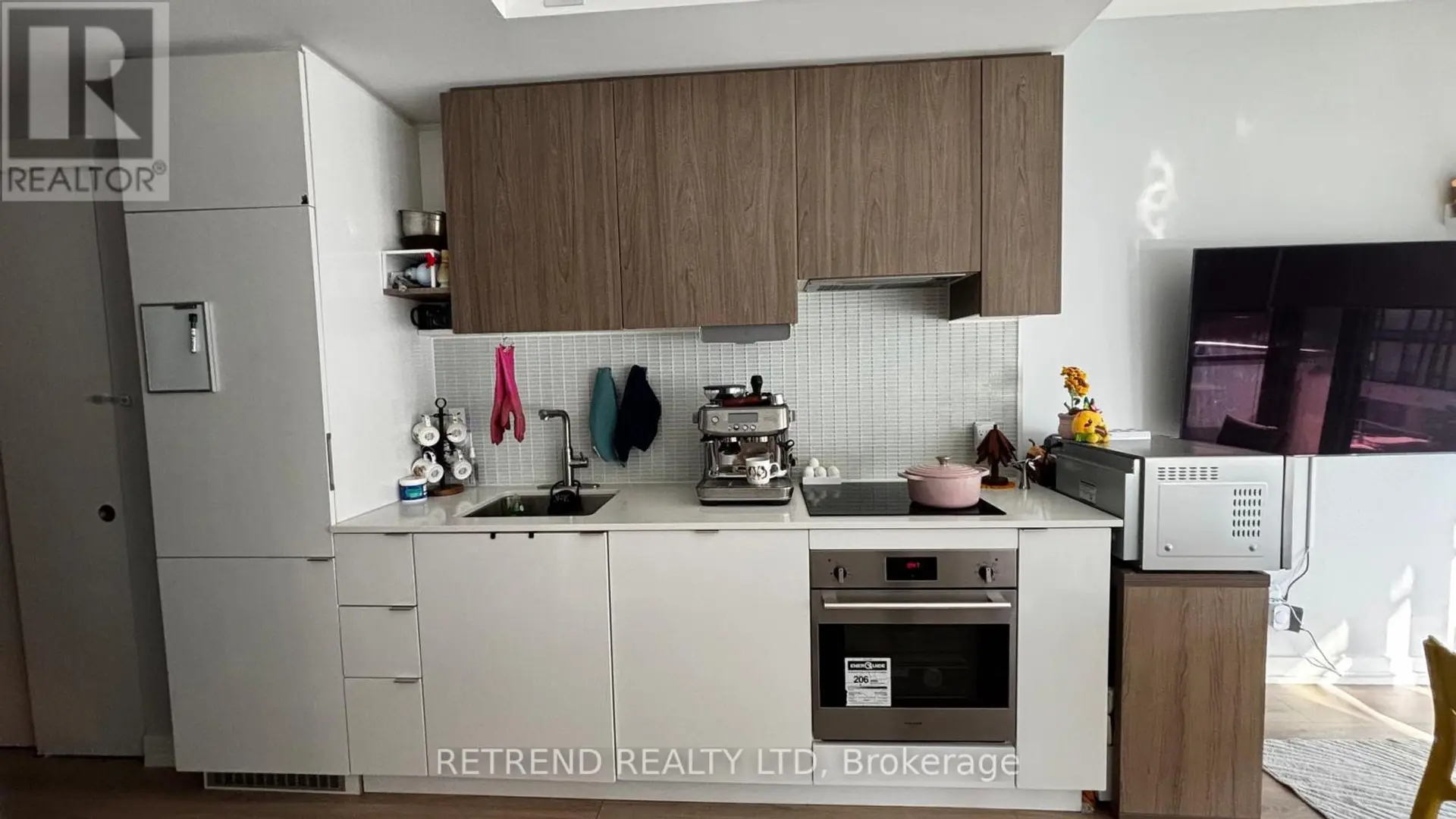 #1006 161 ROEHAMPTON AVENUE - Image 9